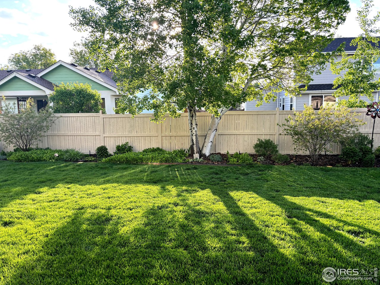 606 Blue Azurite Ave