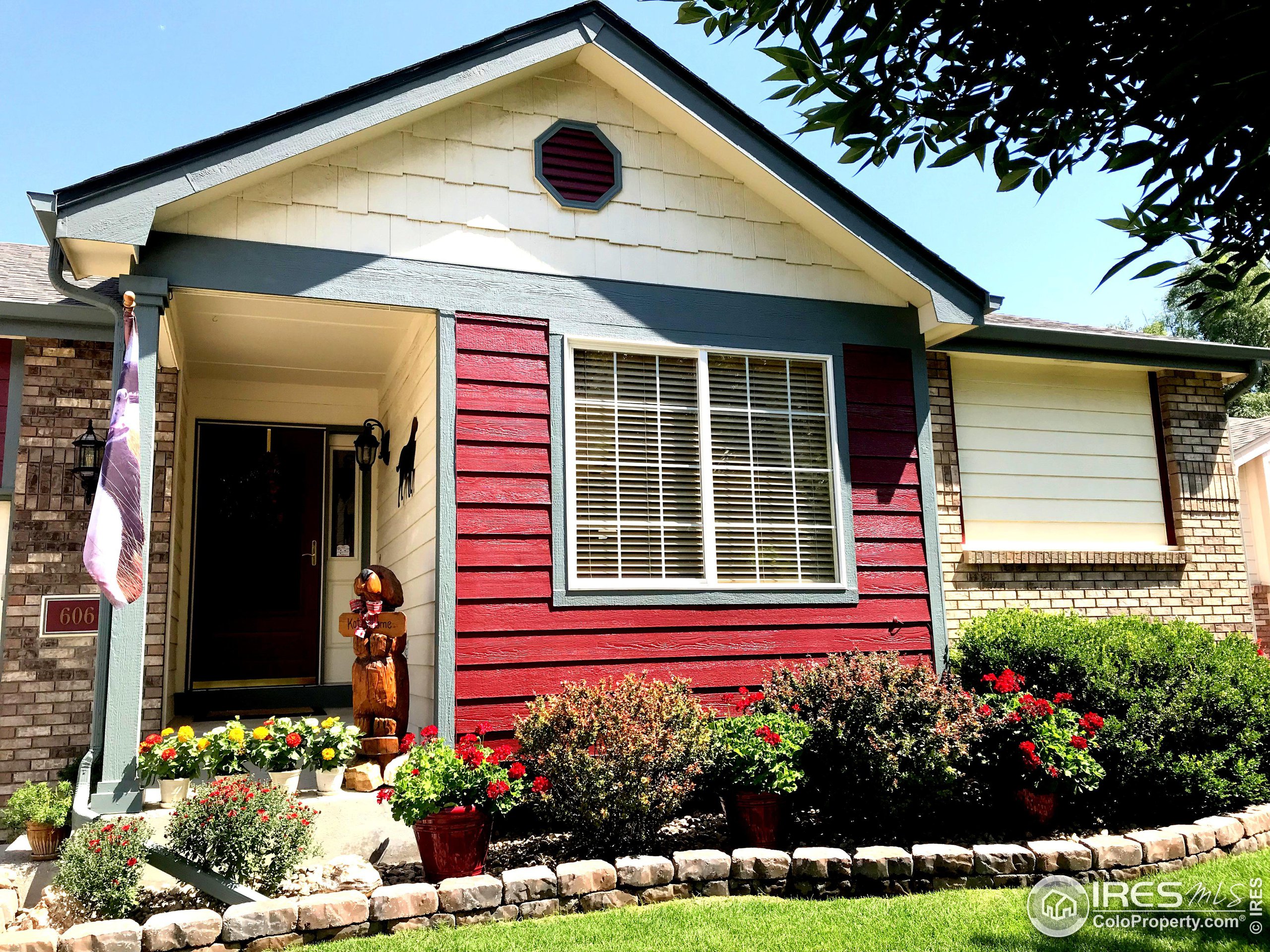 606 Blue Azurite Ave