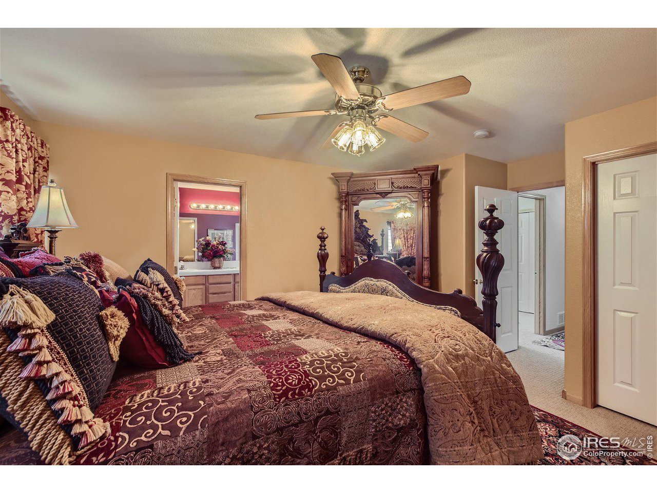 606 Blue Azurite Ave