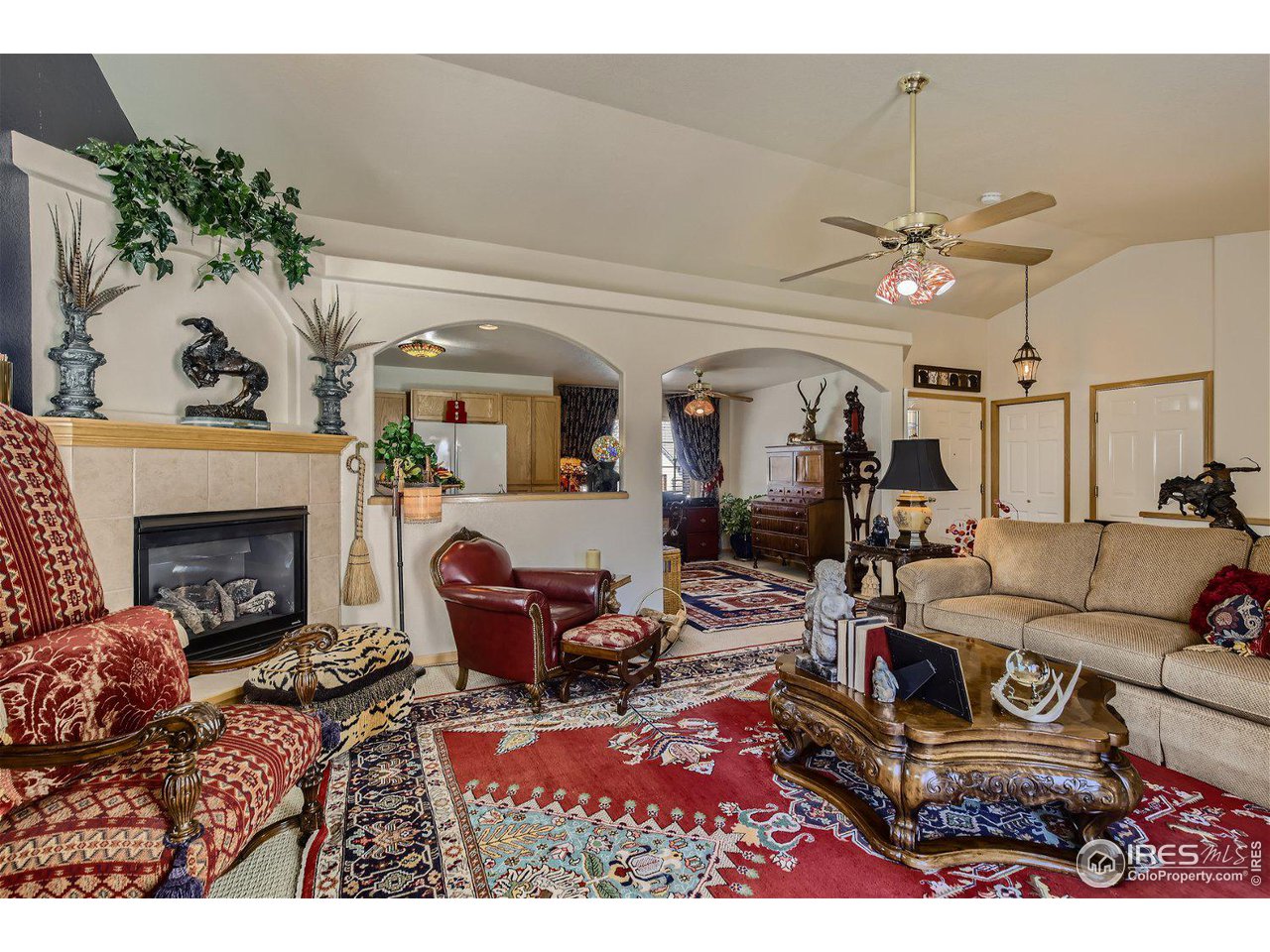 606 Blue Azurite Ave