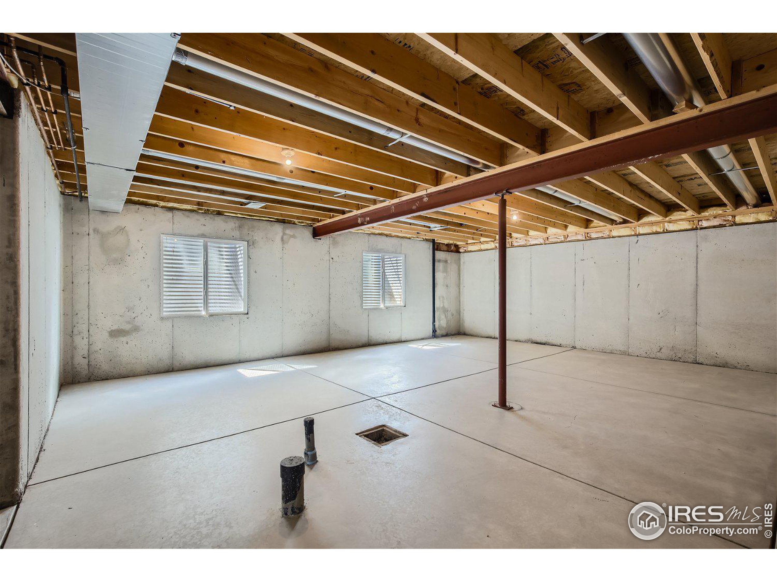 606 Blue Azurite Ave