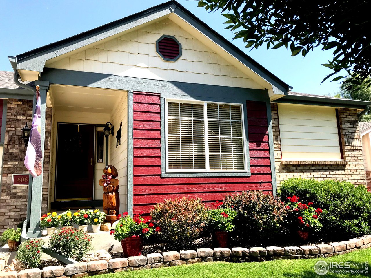 606 Blue Azurite Ave