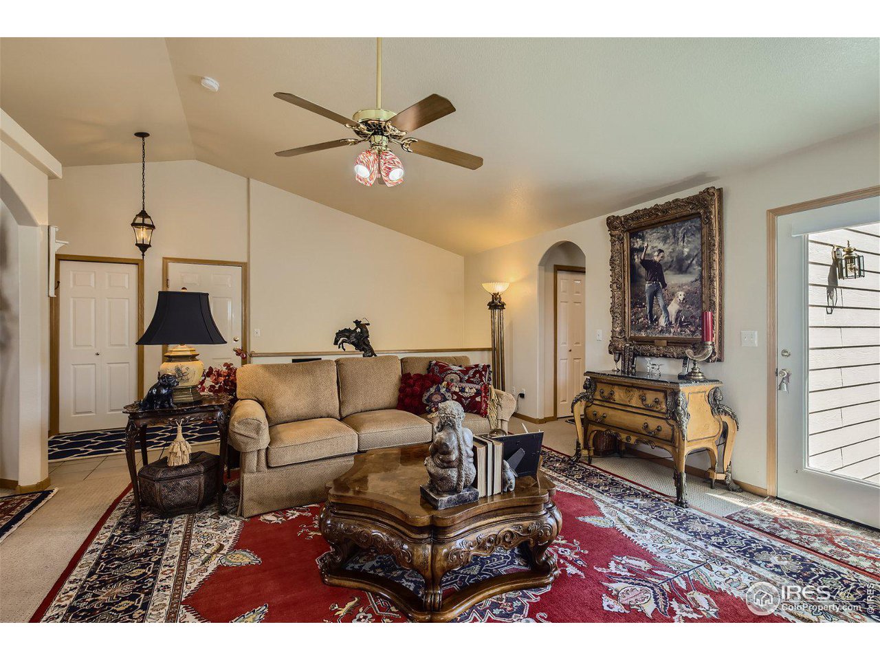 606 Blue Azurite Ave