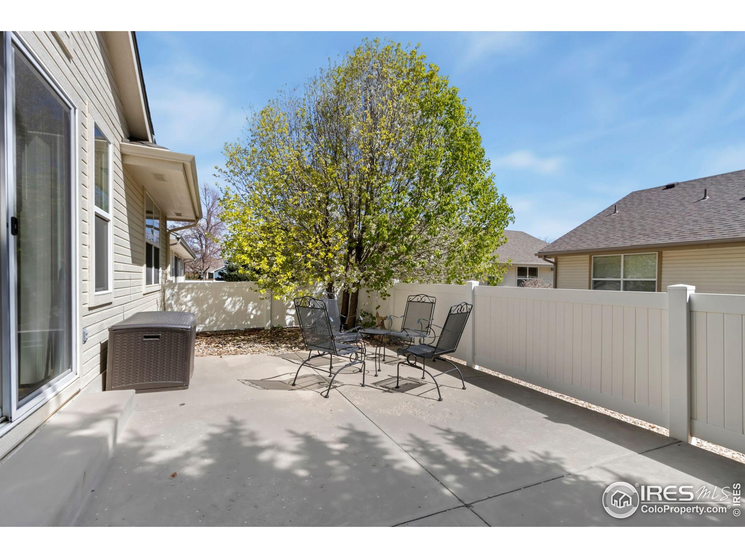 4062 Newbury Ct