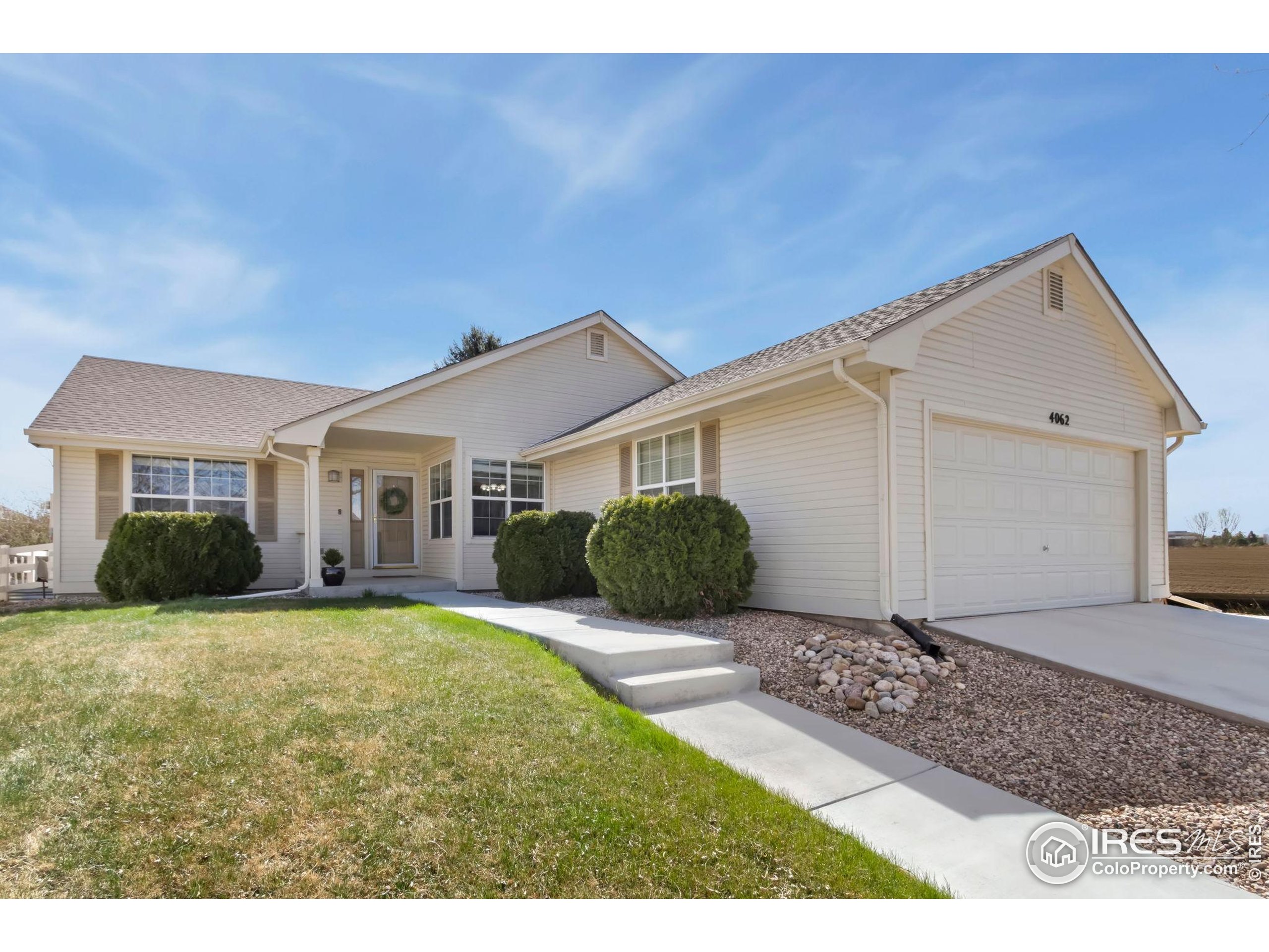 4062 Newbury Ct
