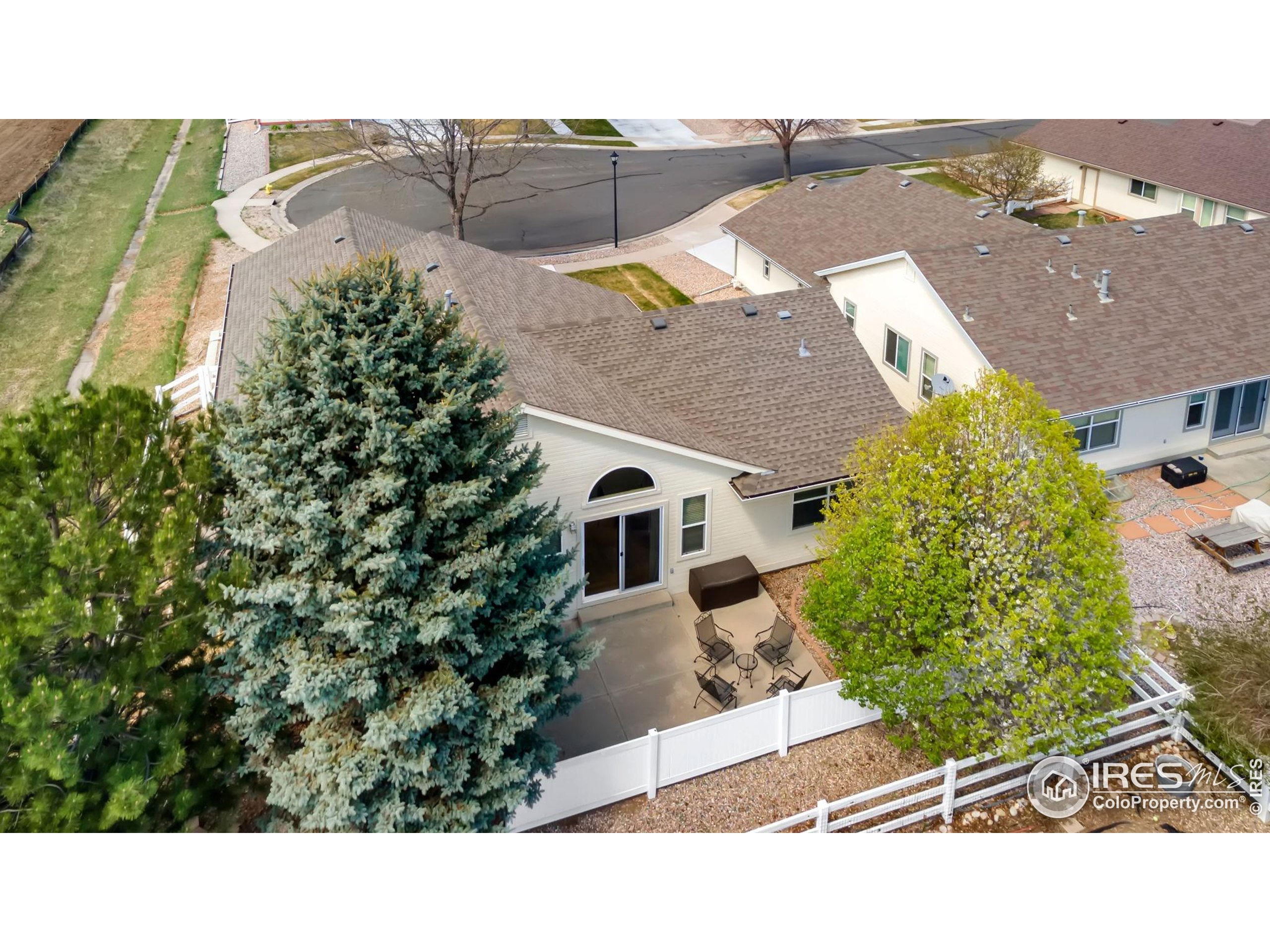 4062 Newbury Ct