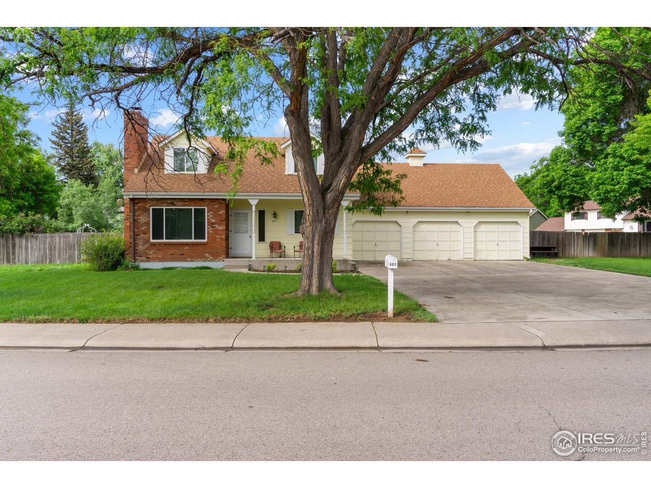 907 Rocky Mountain Way