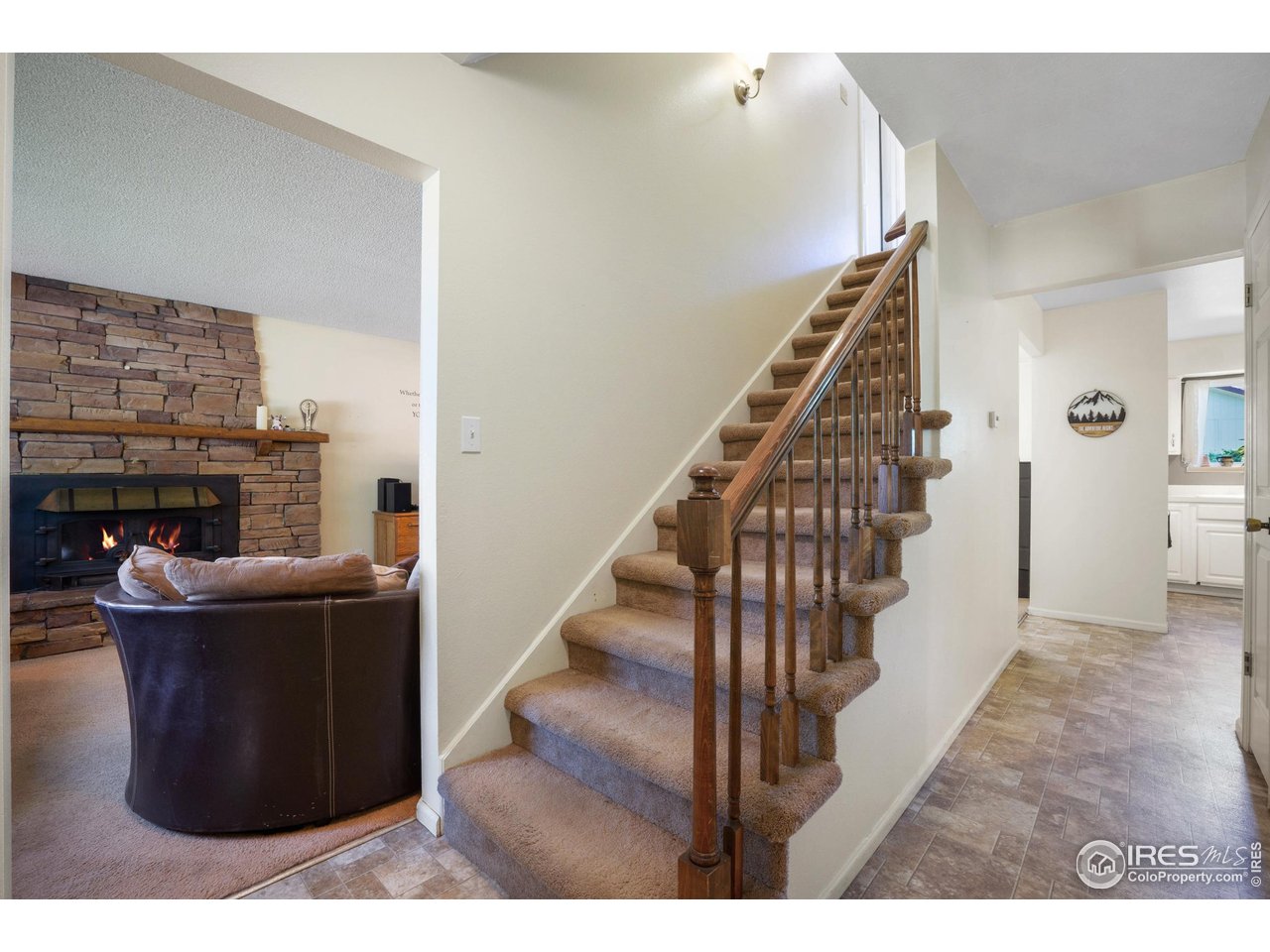 907 Rocky Mountain Way