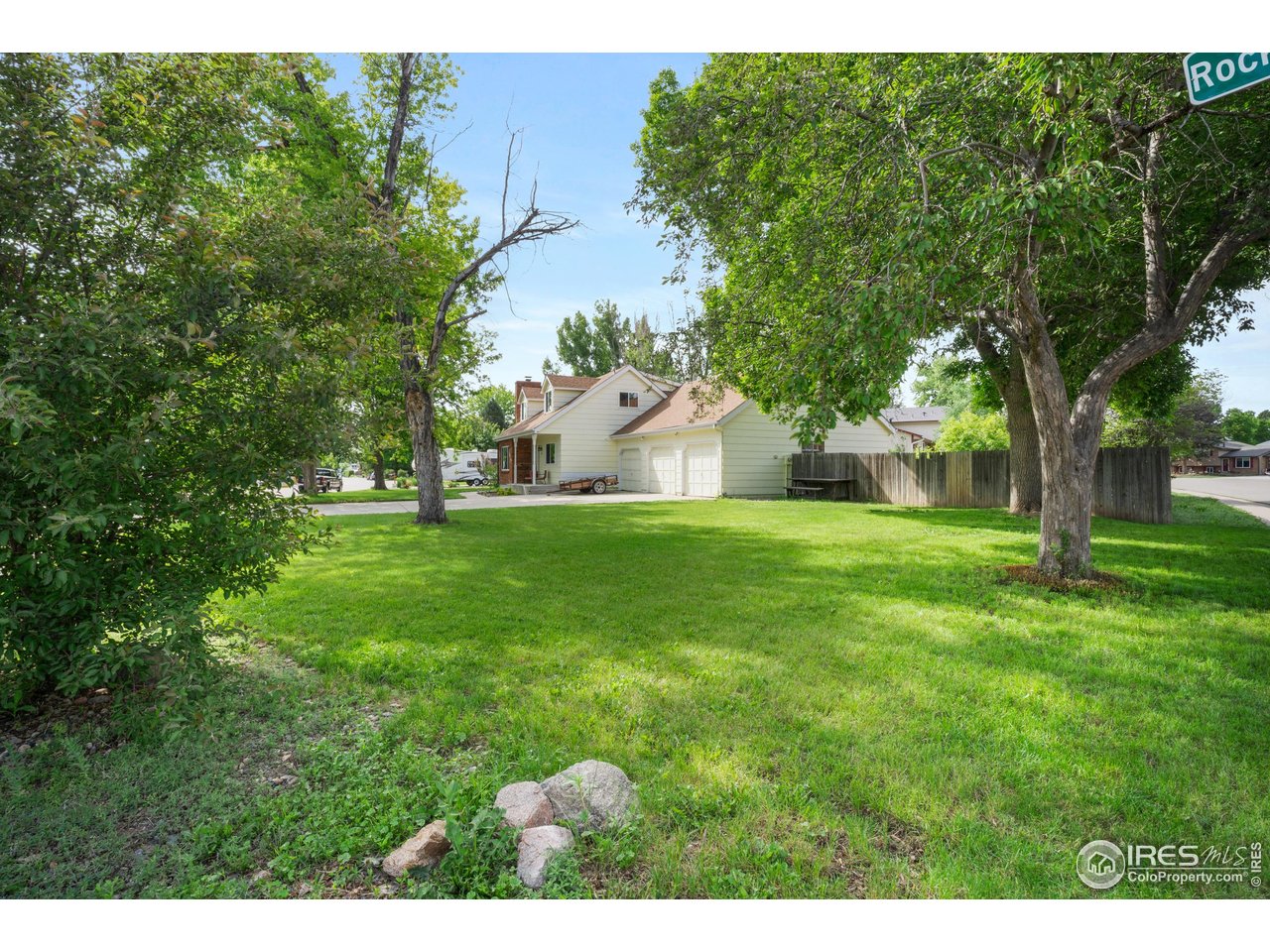 907 Rocky Mountain Way