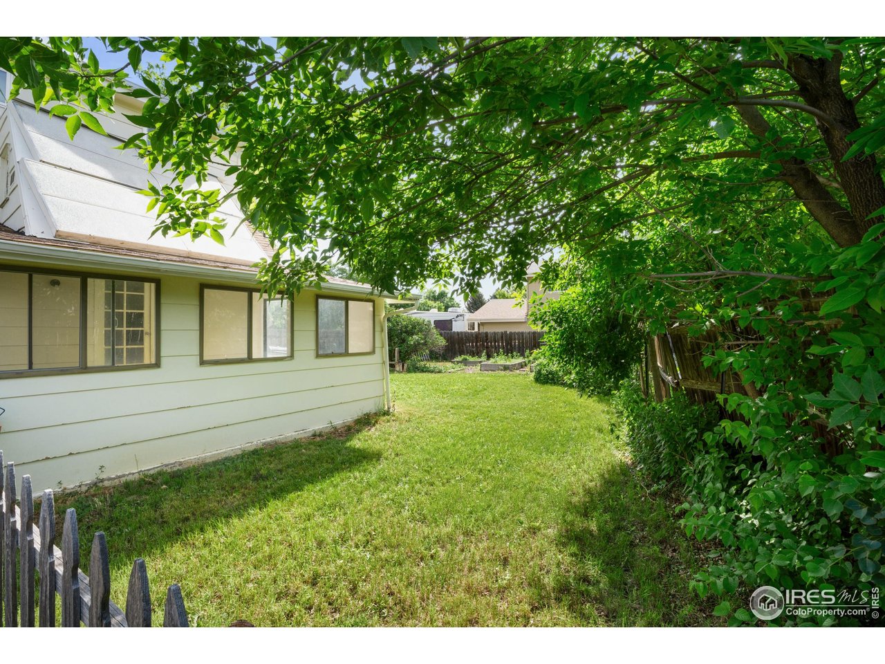 907 Rocky Mountain Way