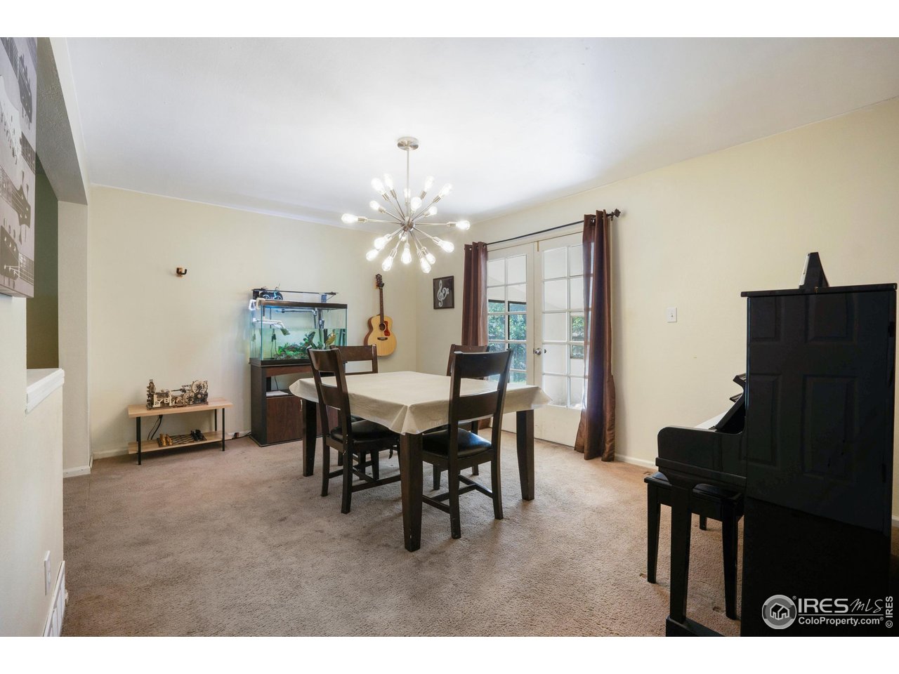 907 Rocky Mountain Way