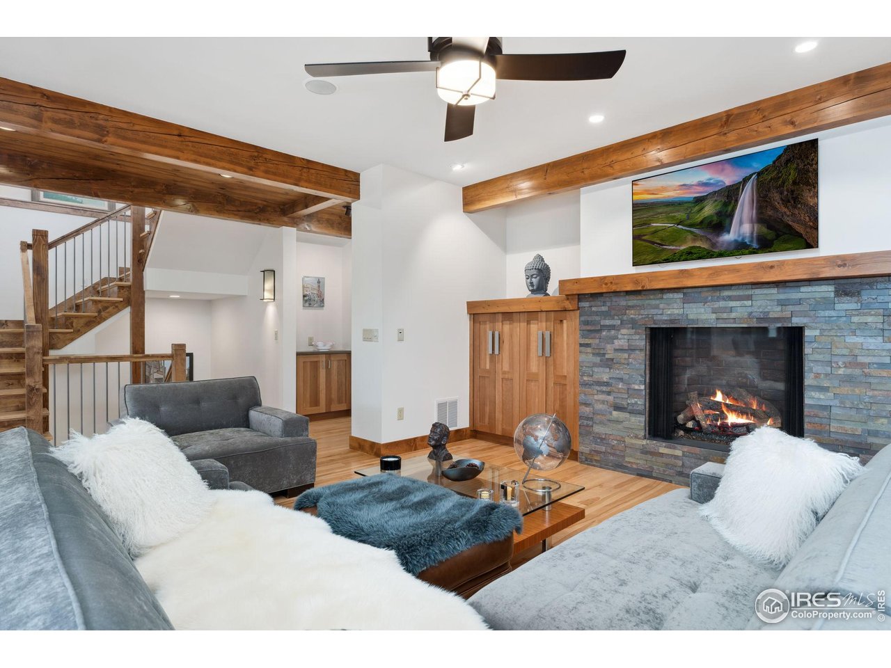 7687 Golden Prairie Ct