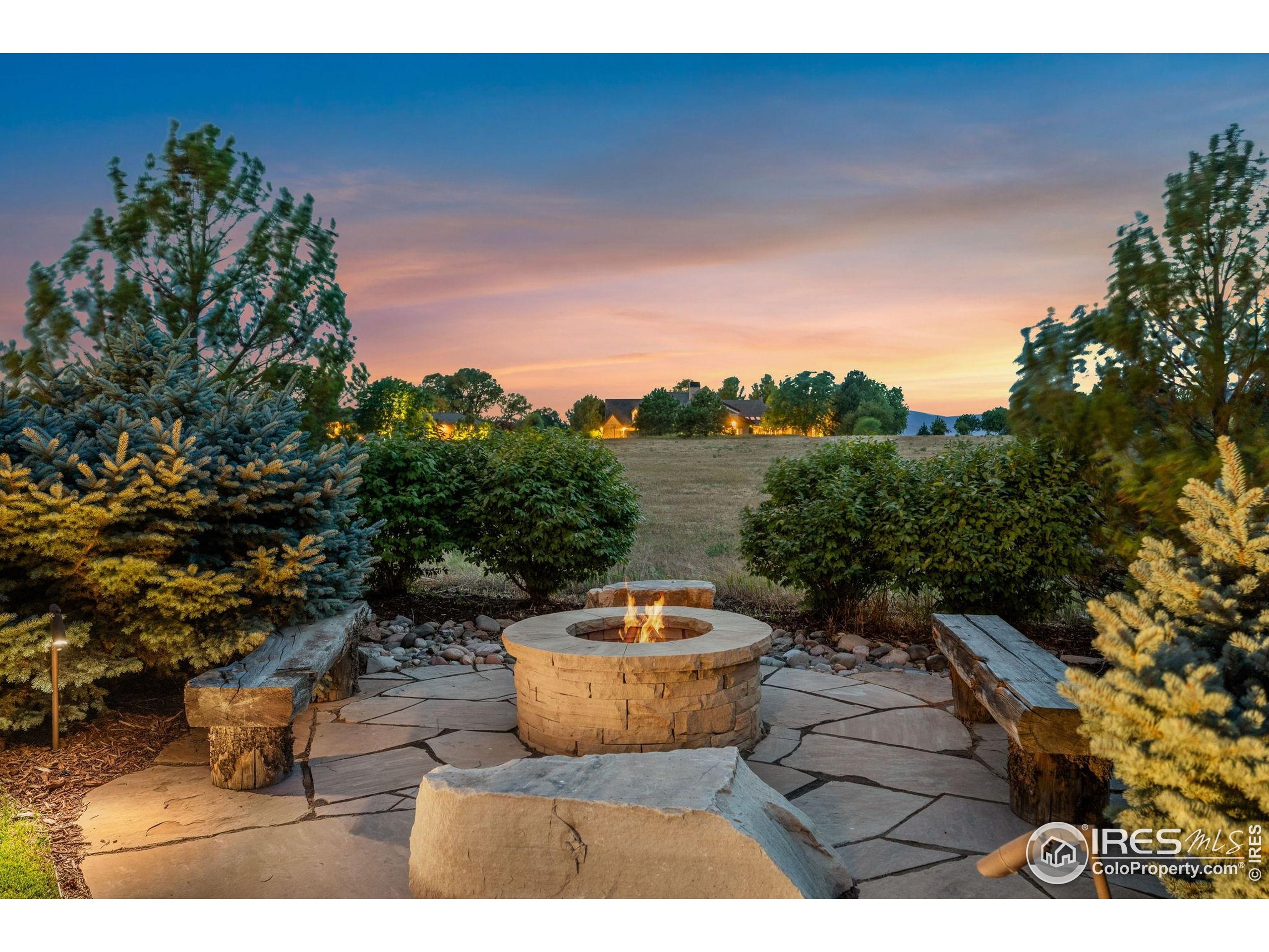 7687 Golden Prairie Ct