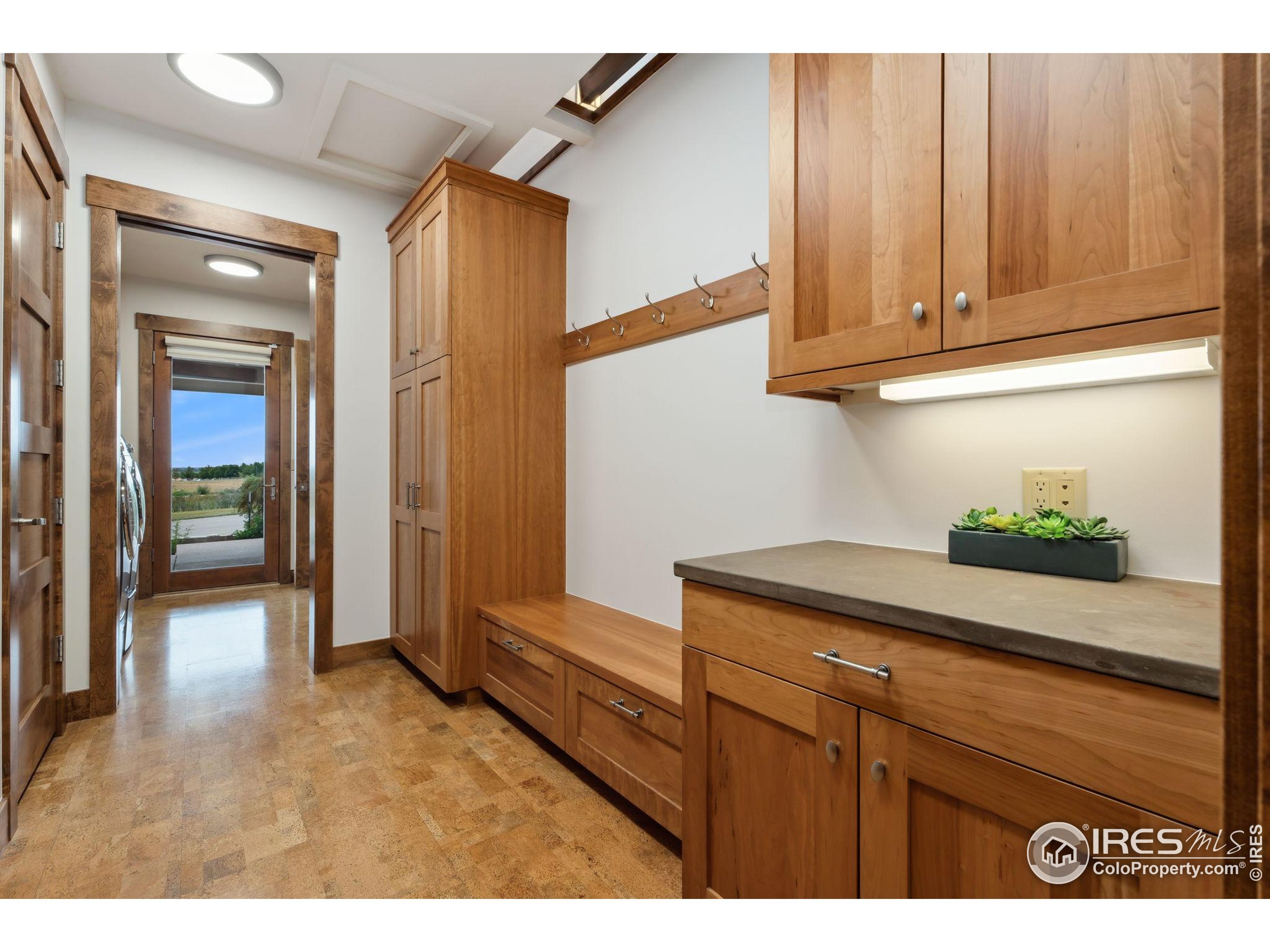 7687 Golden Prairie Ct