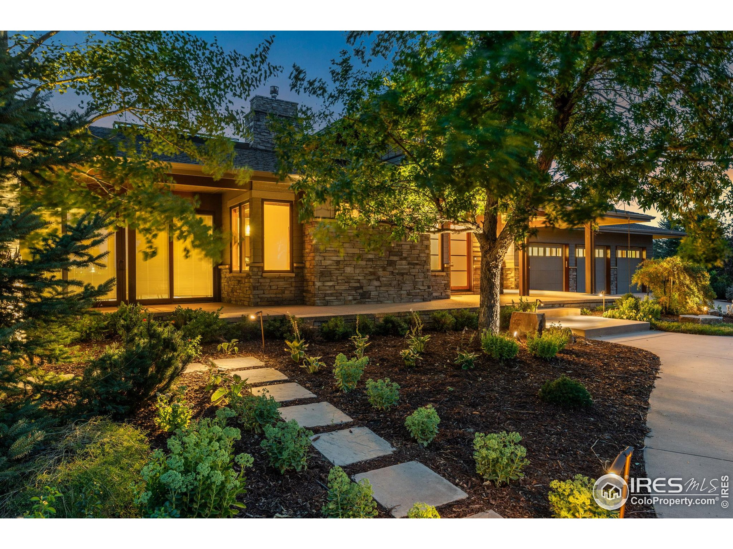 7687 Golden Prairie Ct