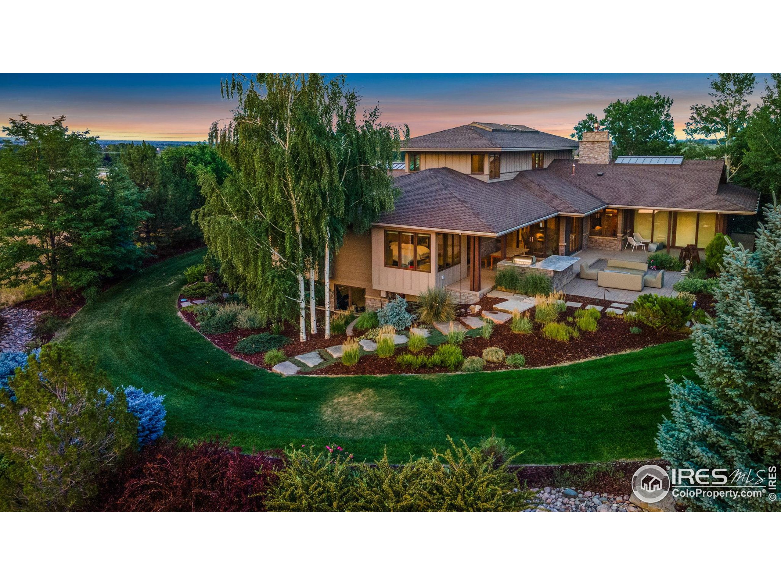 7687 Golden Prairie Ct