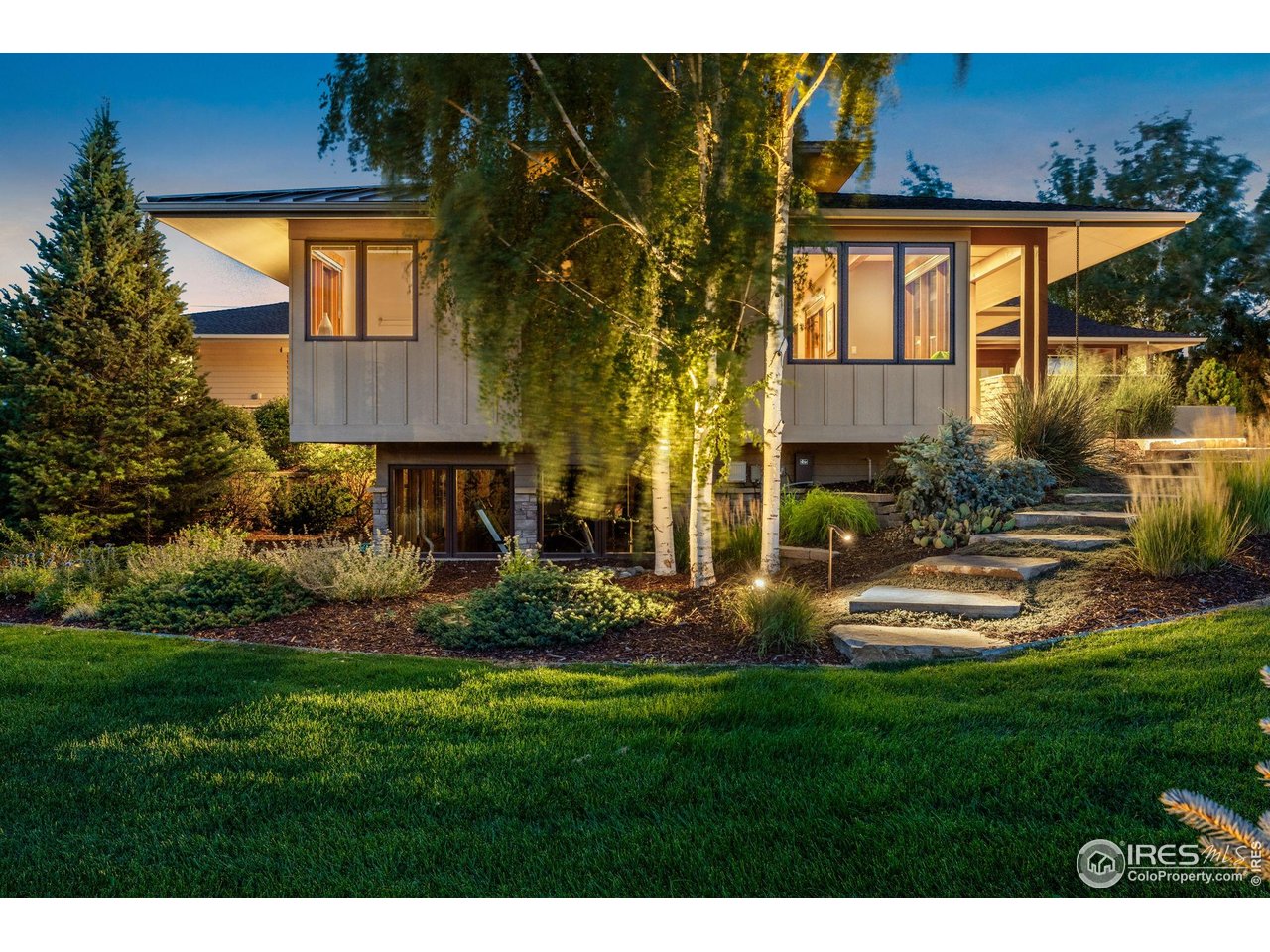 7687 Golden Prairie Ct