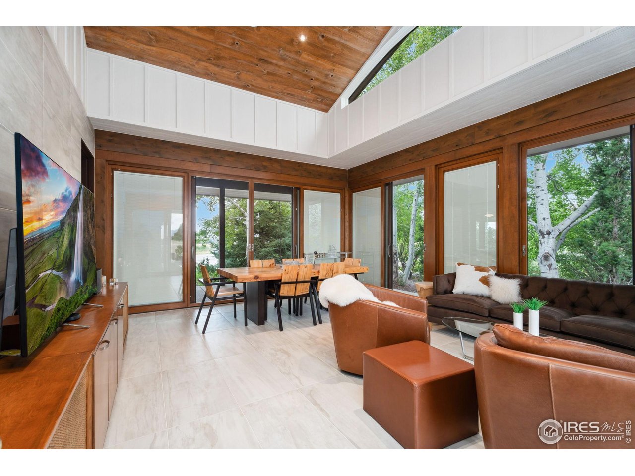 7687 Golden Prairie Ct