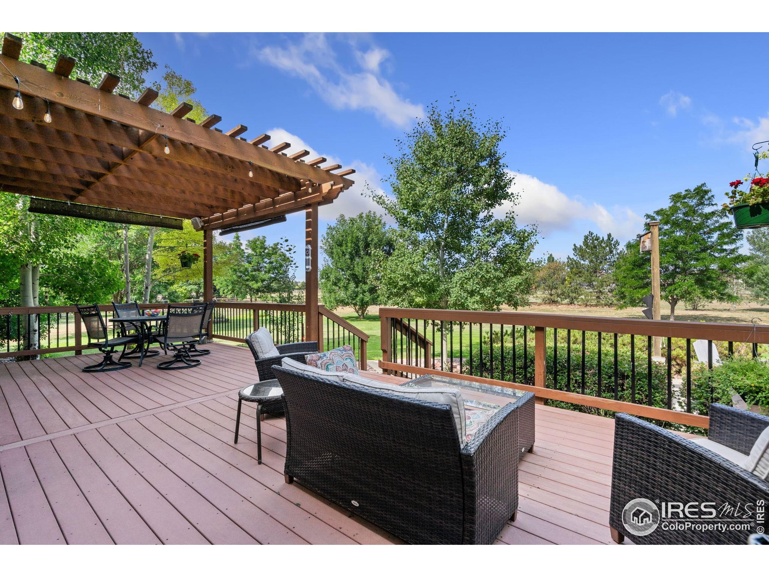 4511 Haystack Dr