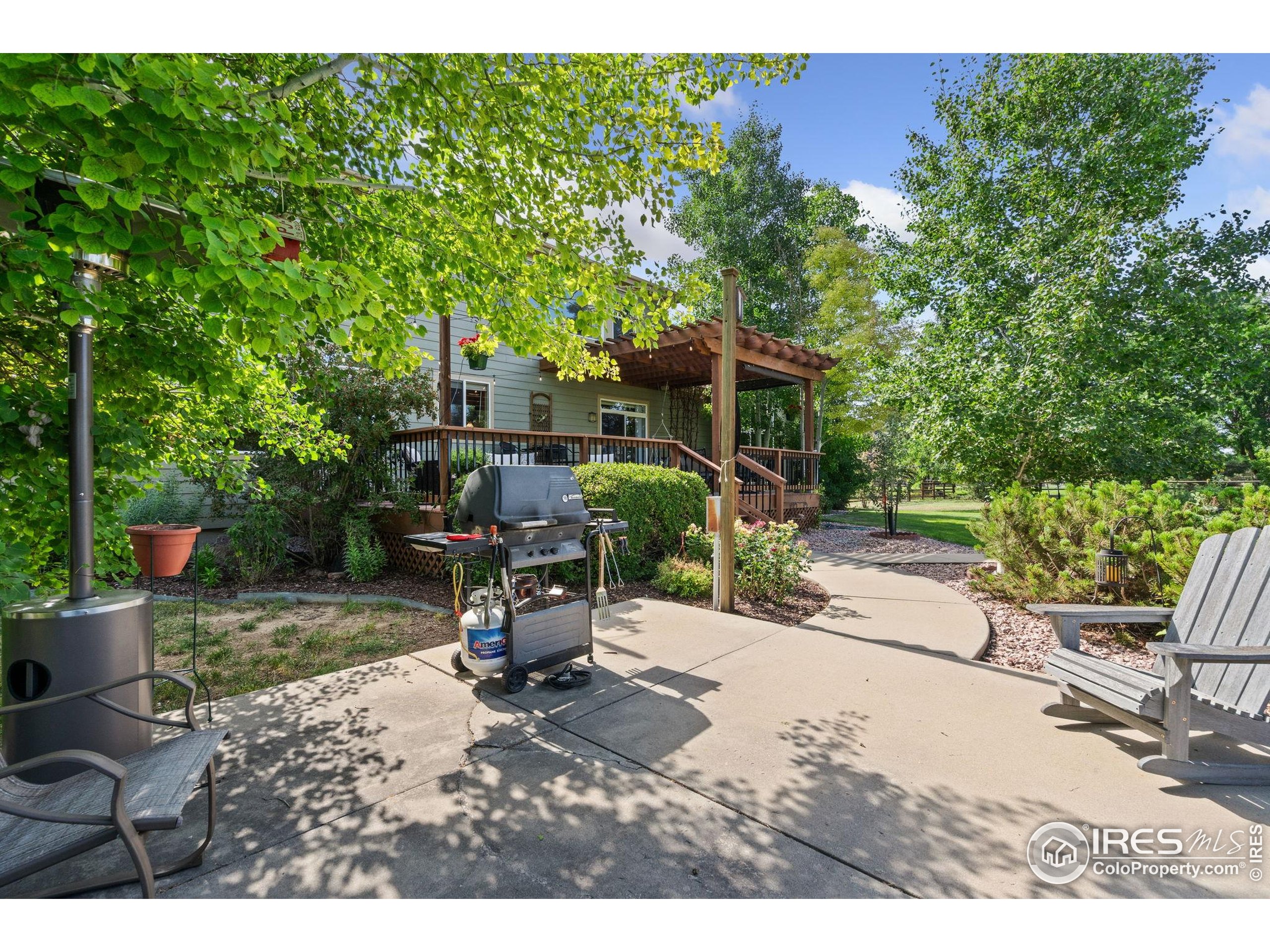 4511 Haystack Dr