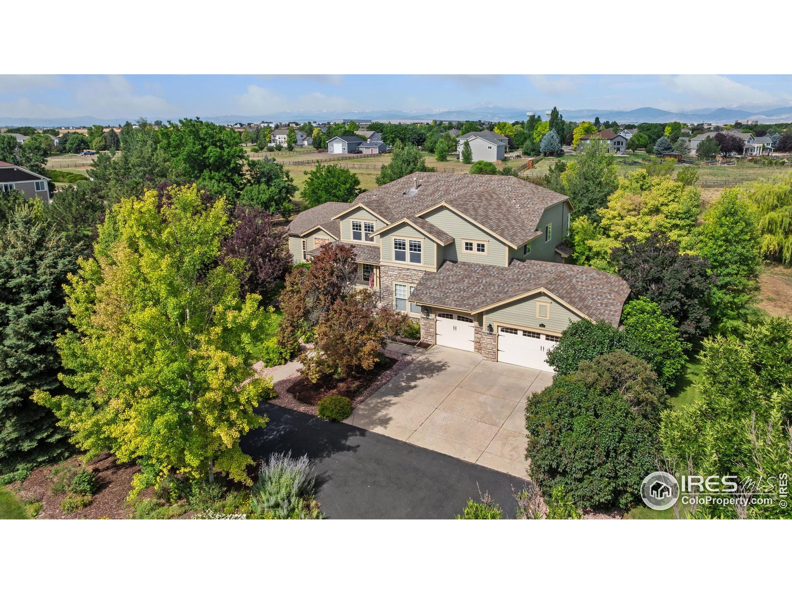 4511 Haystack Dr