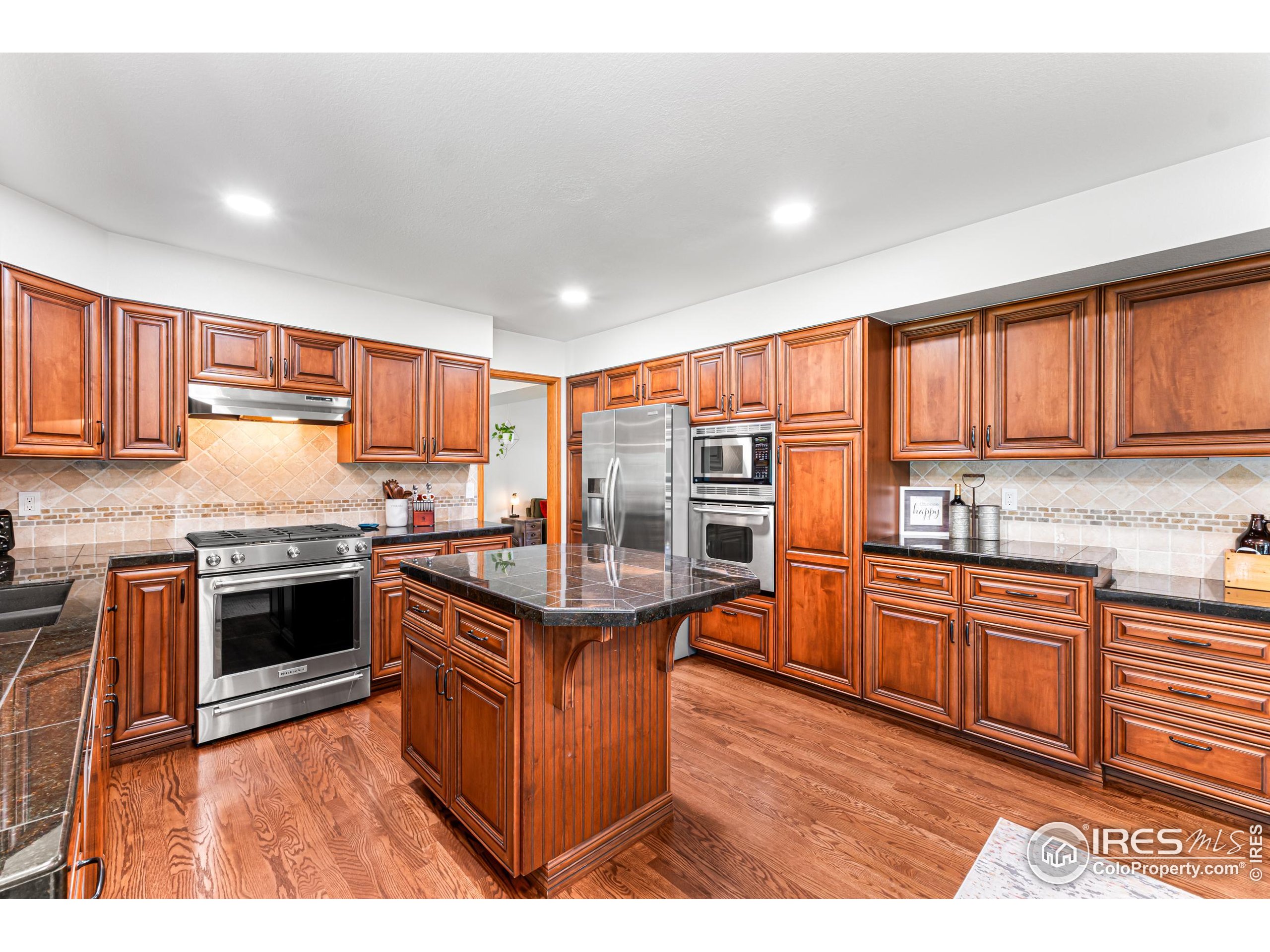 1201 Chickadee Ct