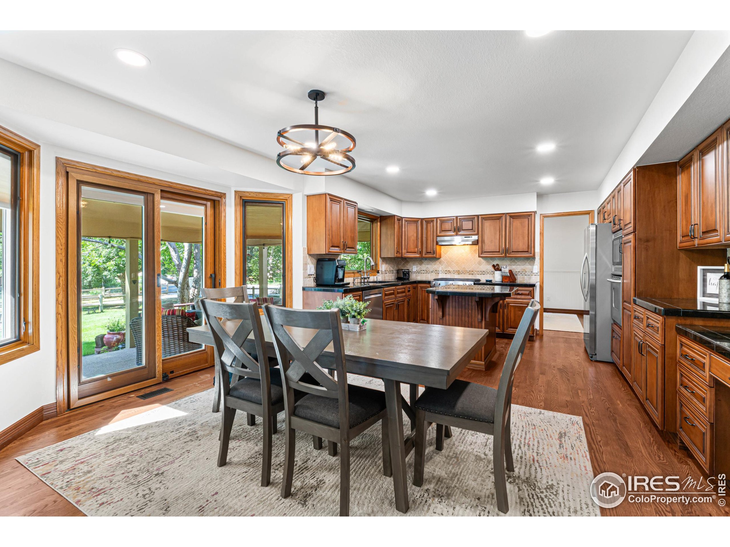 1201 Chickadee Ct