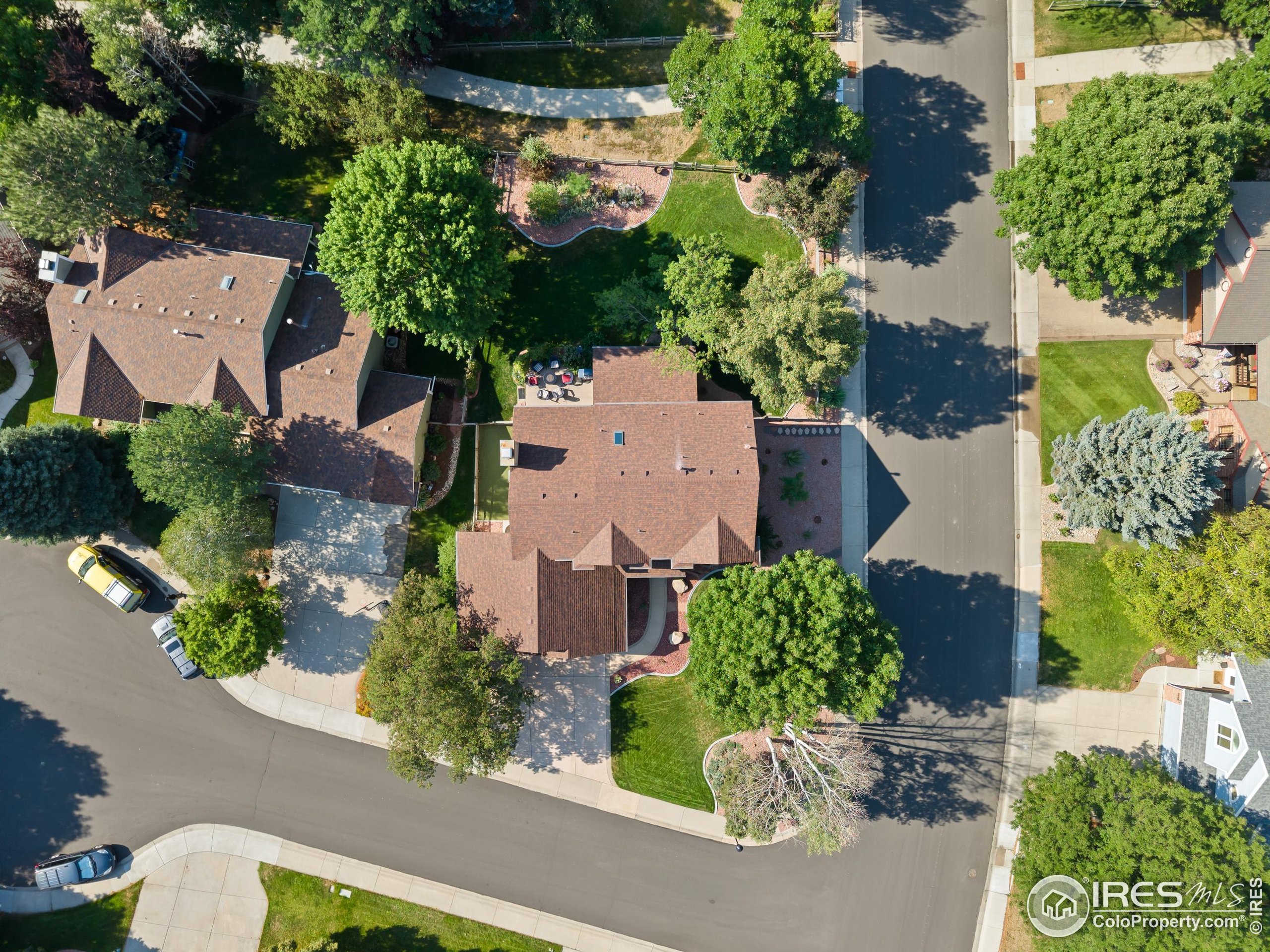 1201 Chickadee Ct