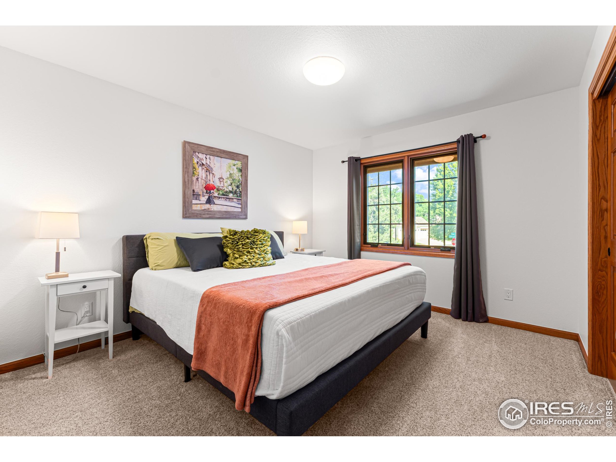 1201 Chickadee Ct