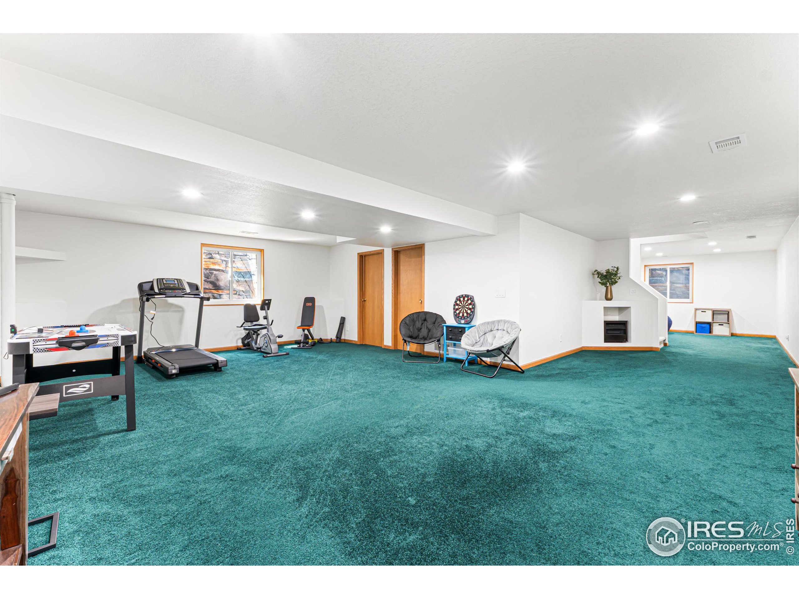 1201 Chickadee Ct