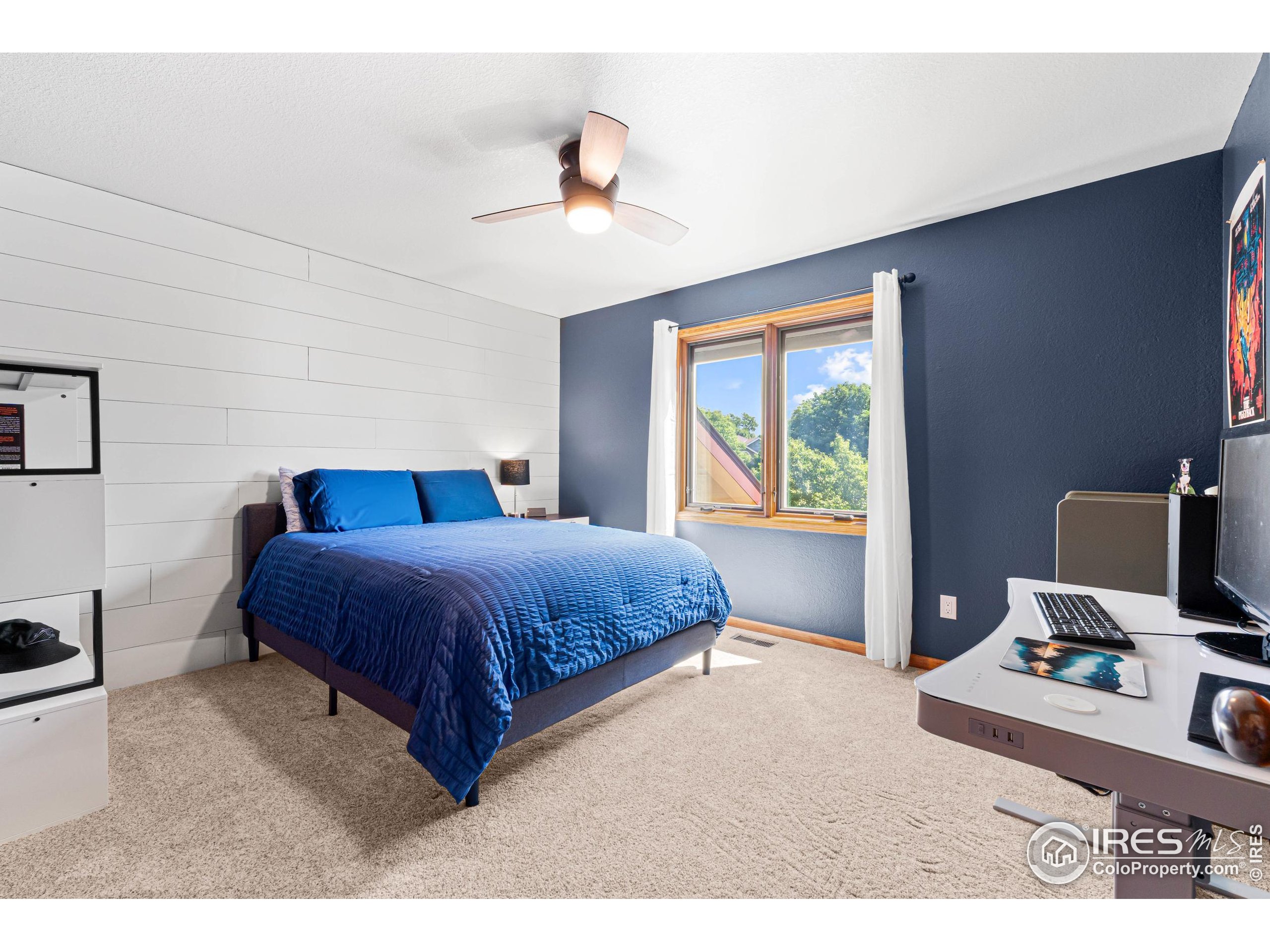 1201 Chickadee Ct