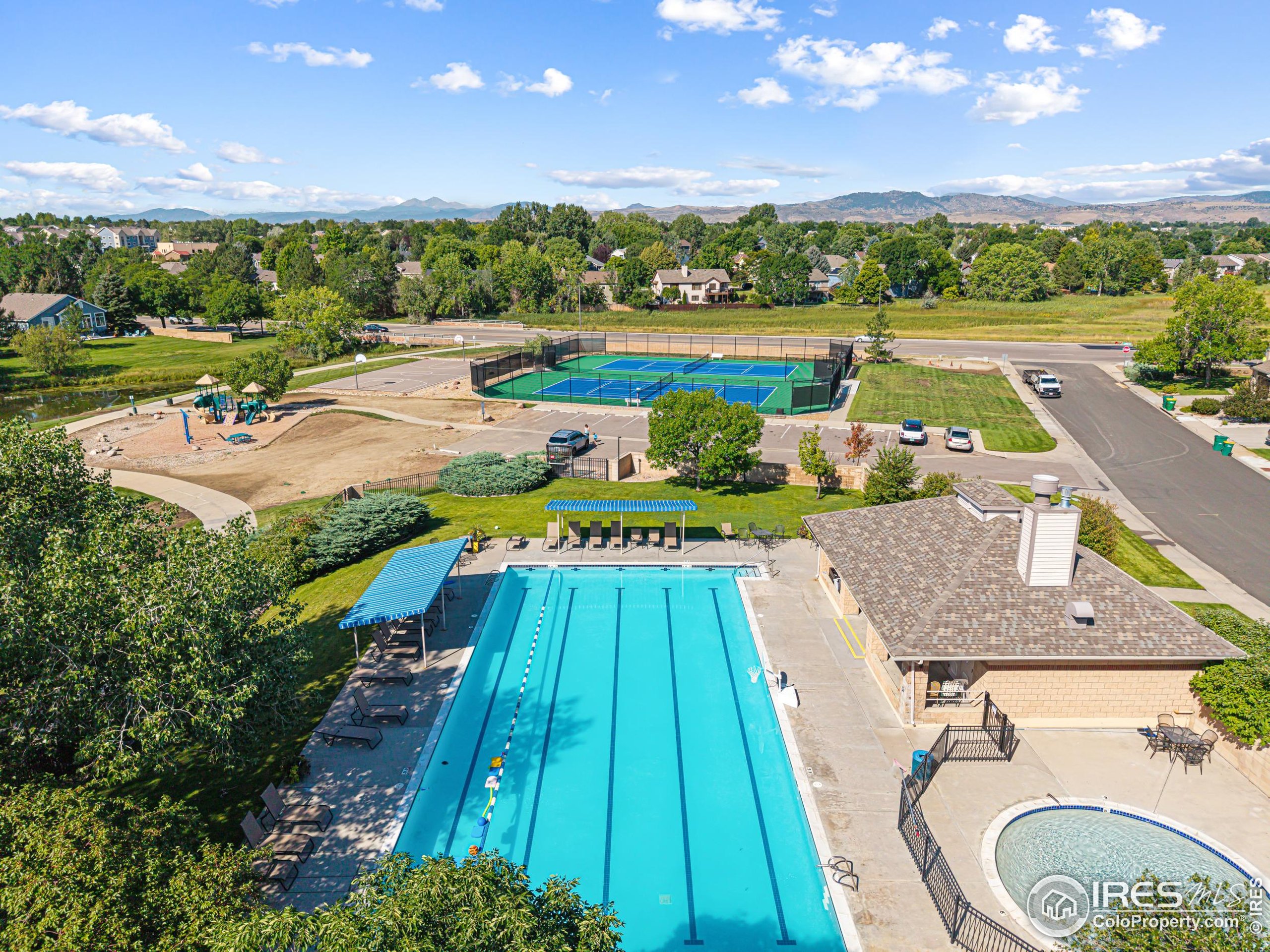 1201 Chickadee Ct