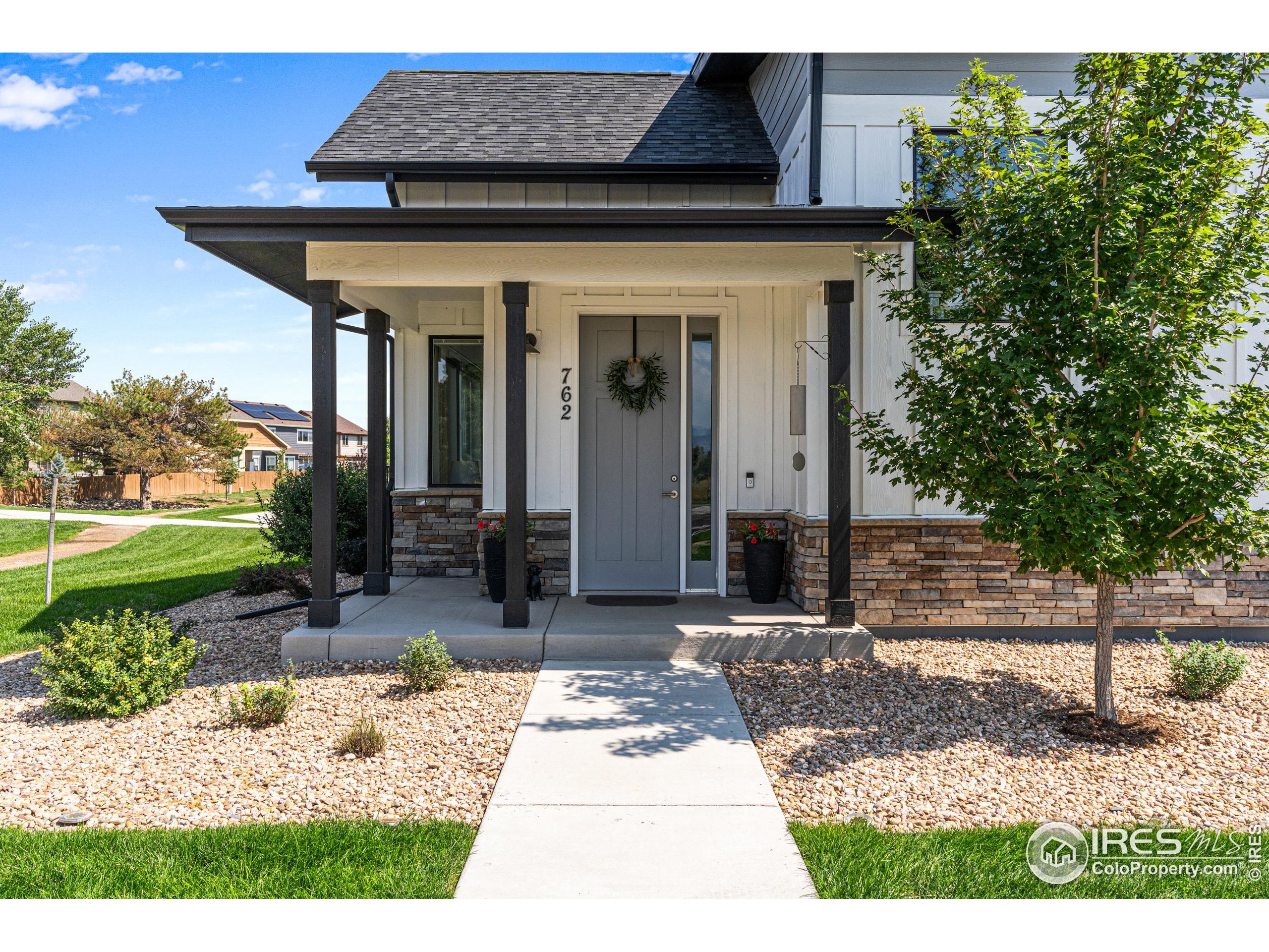 762 Greenfields Dr
