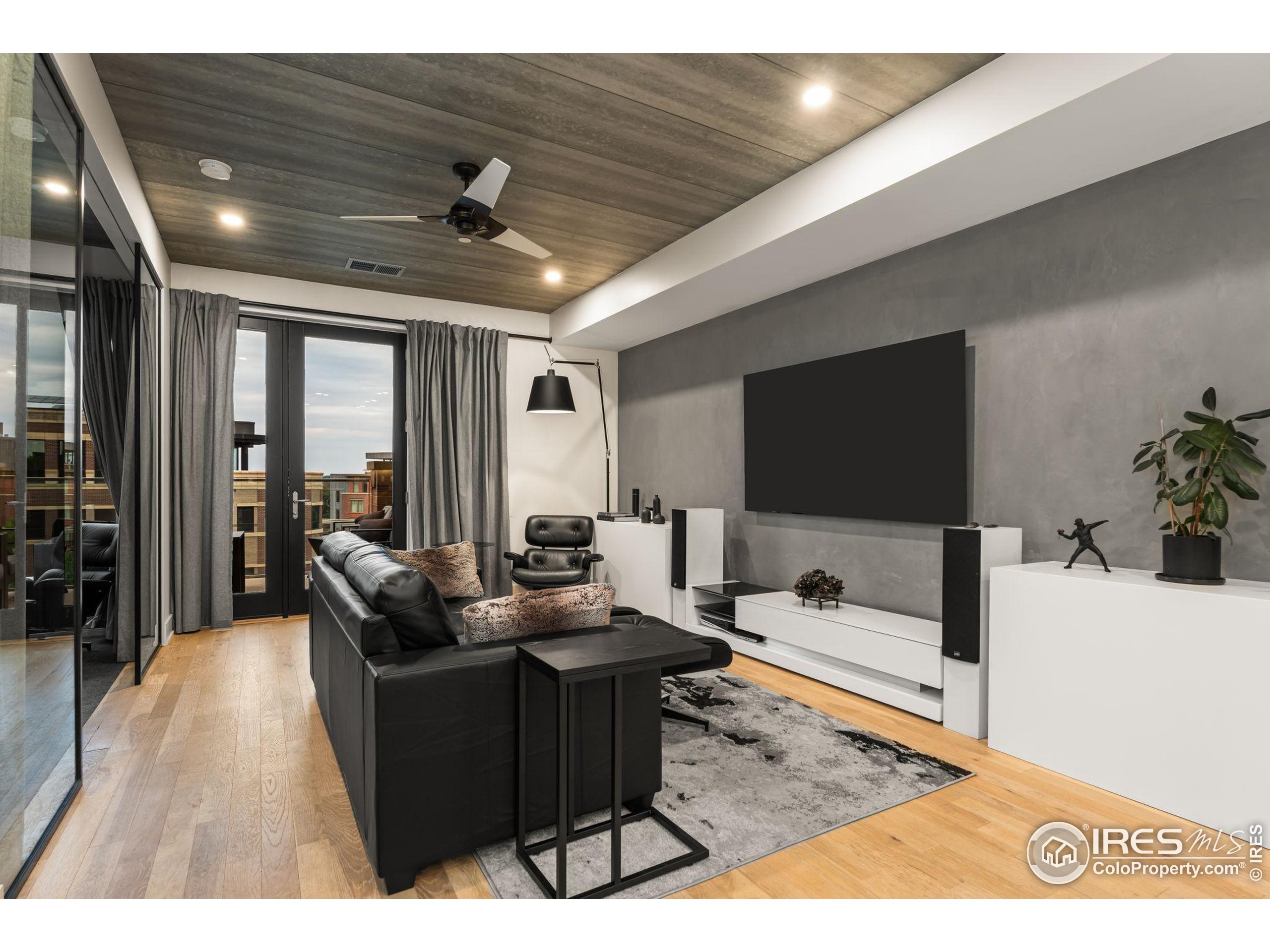 221 E Mountain Ave 412