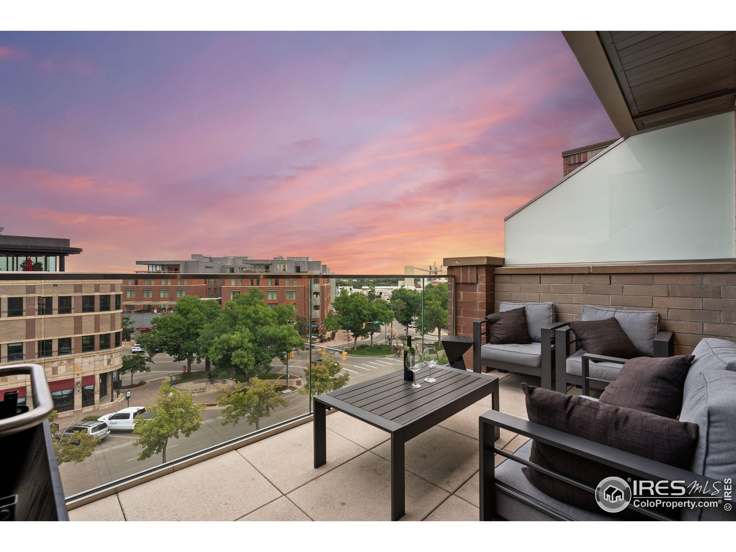 221 E Mountain Ave 412