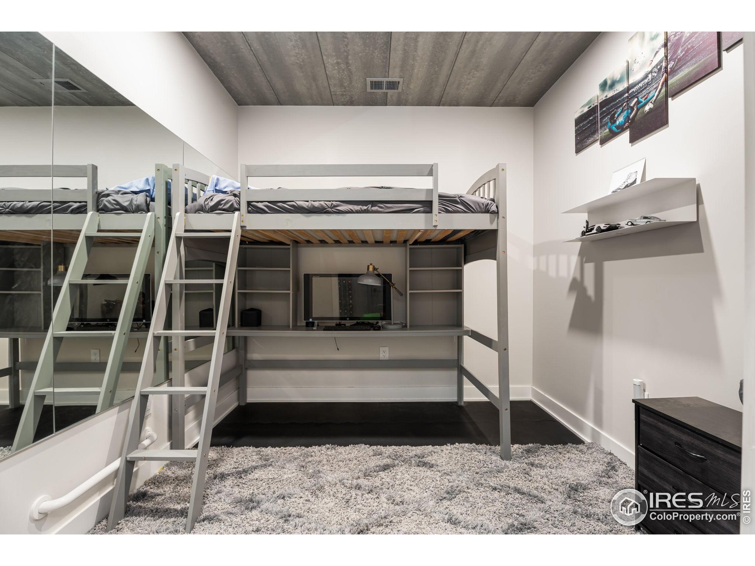 221 E Mountain Ave 412