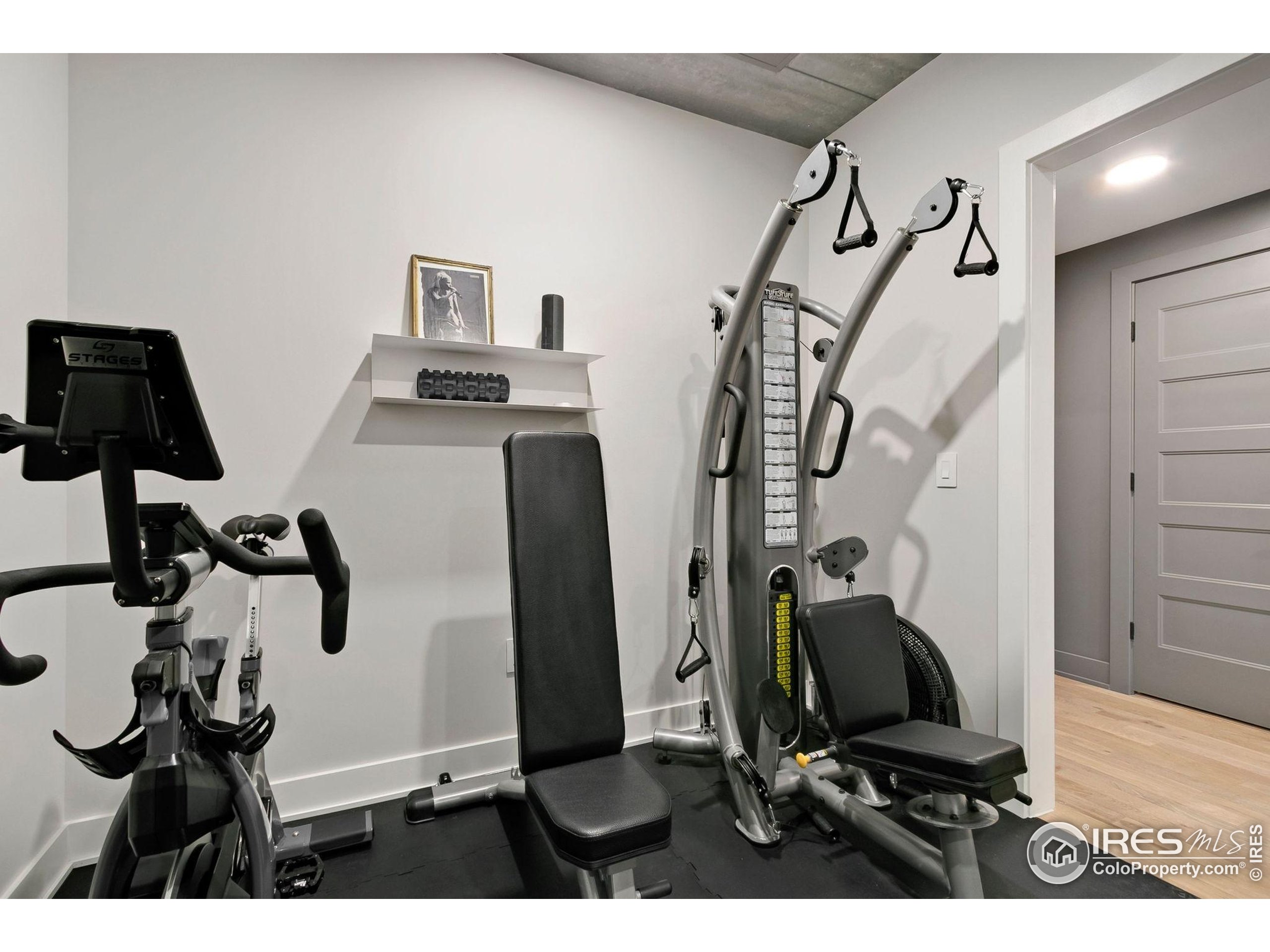 221 E Mountain Ave 412