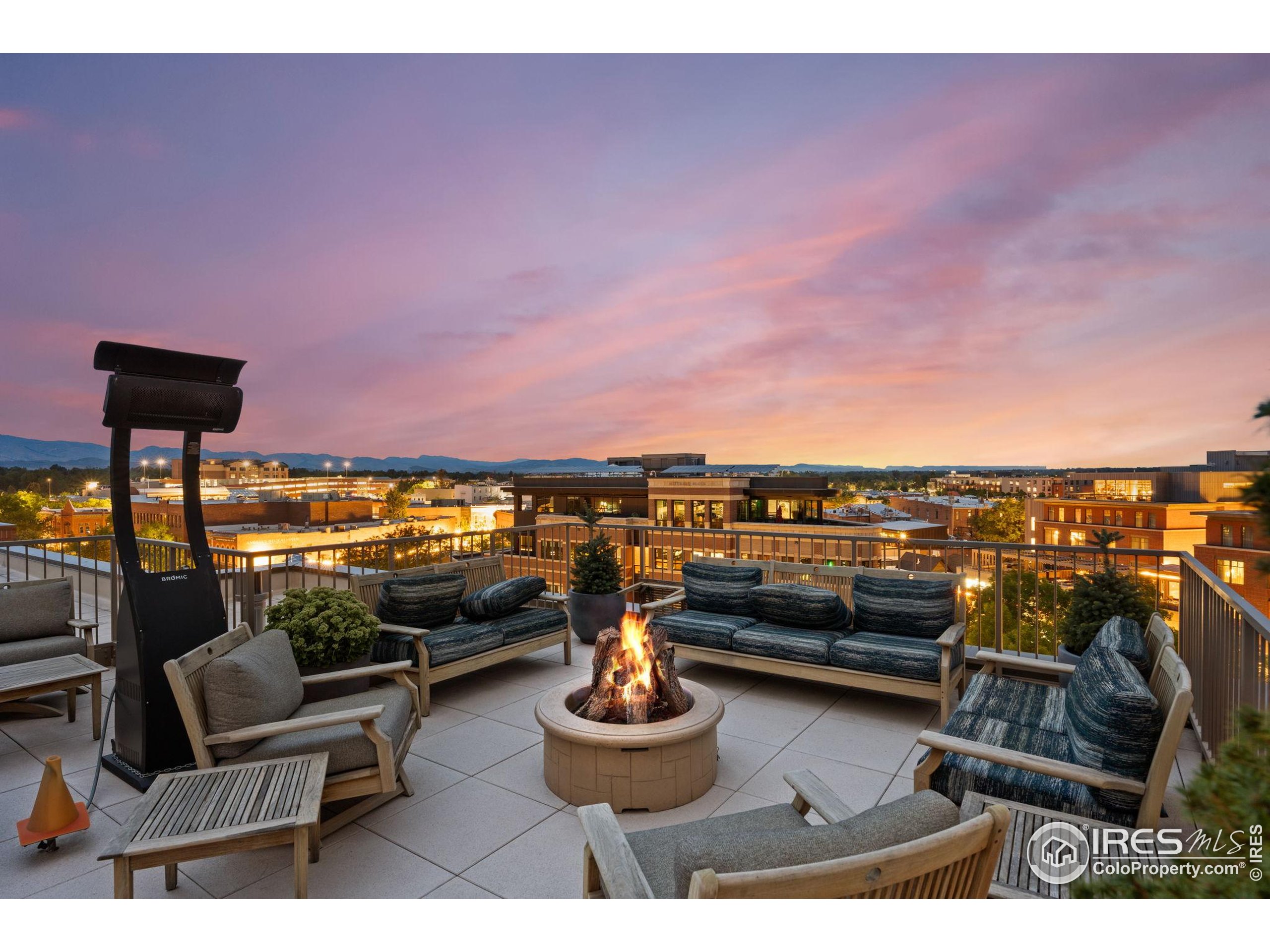 221 E Mountain Ave 412