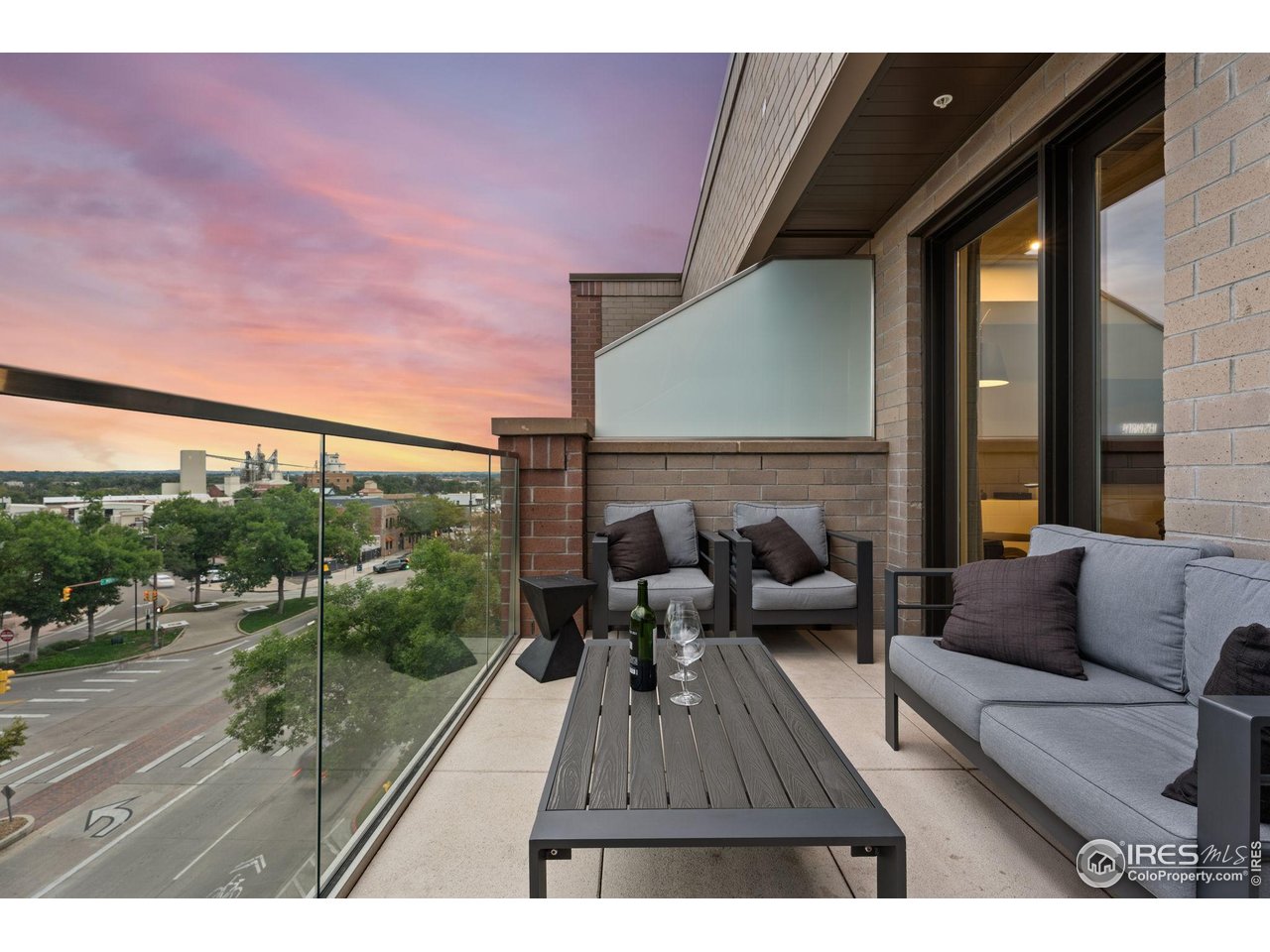 221 E Mountain Ave 412