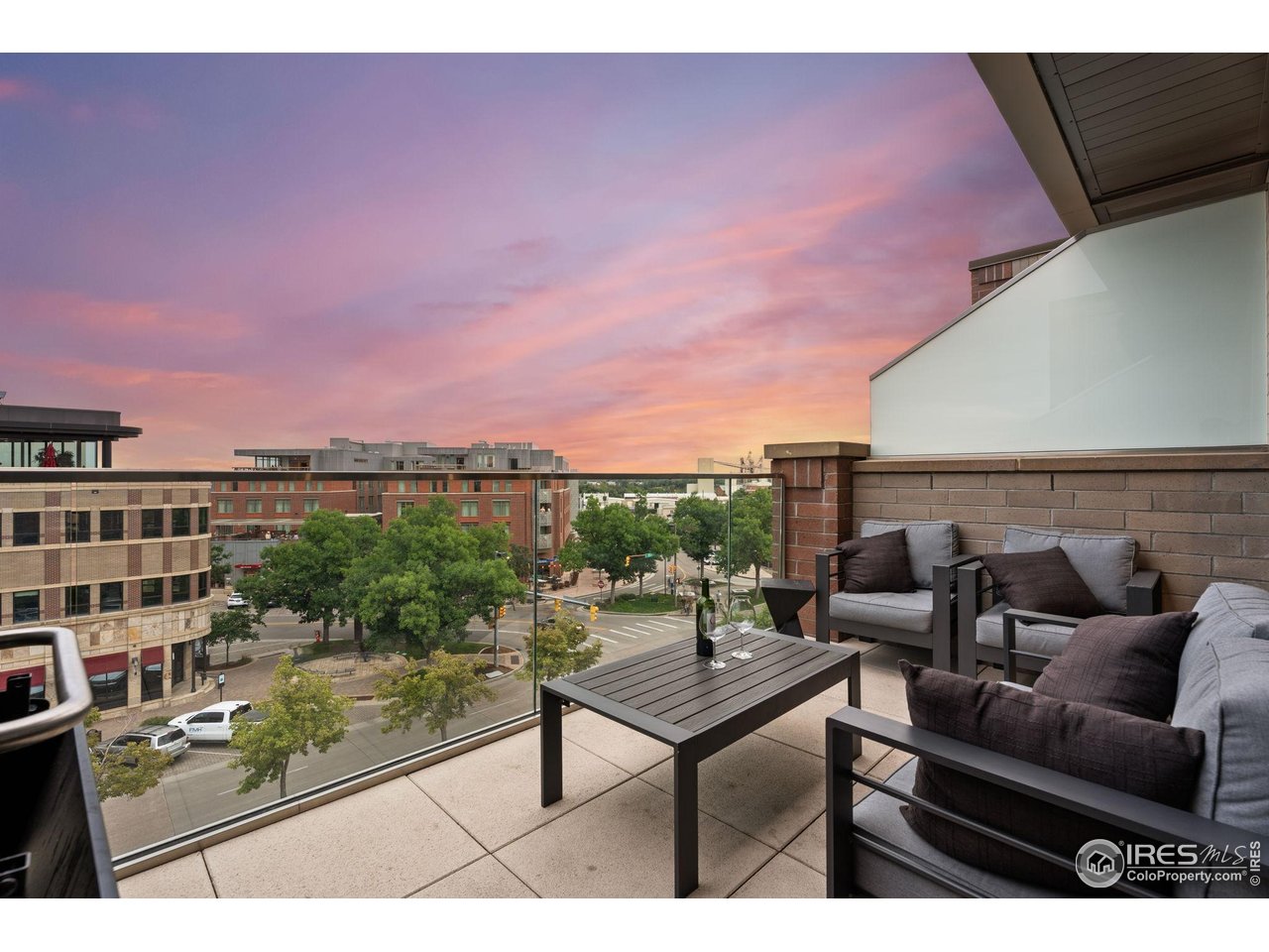 221 E Mountain Ave 412