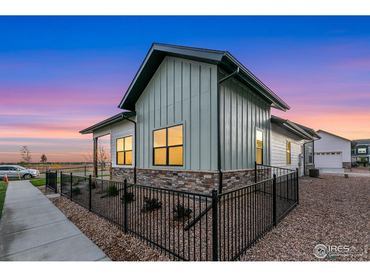 3425 Green Lake Dr