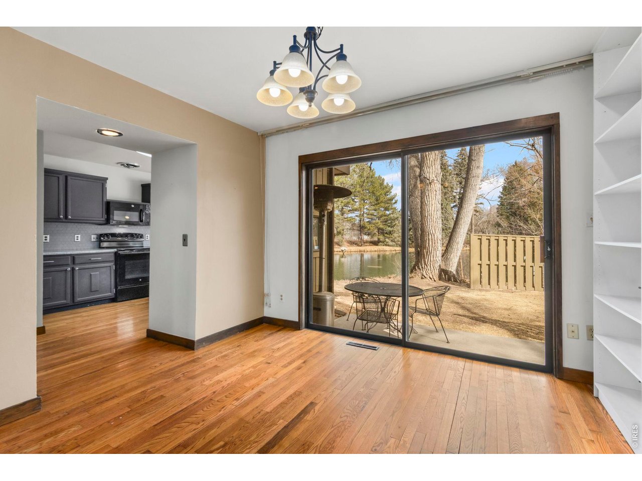 1901 Waters Edge St F