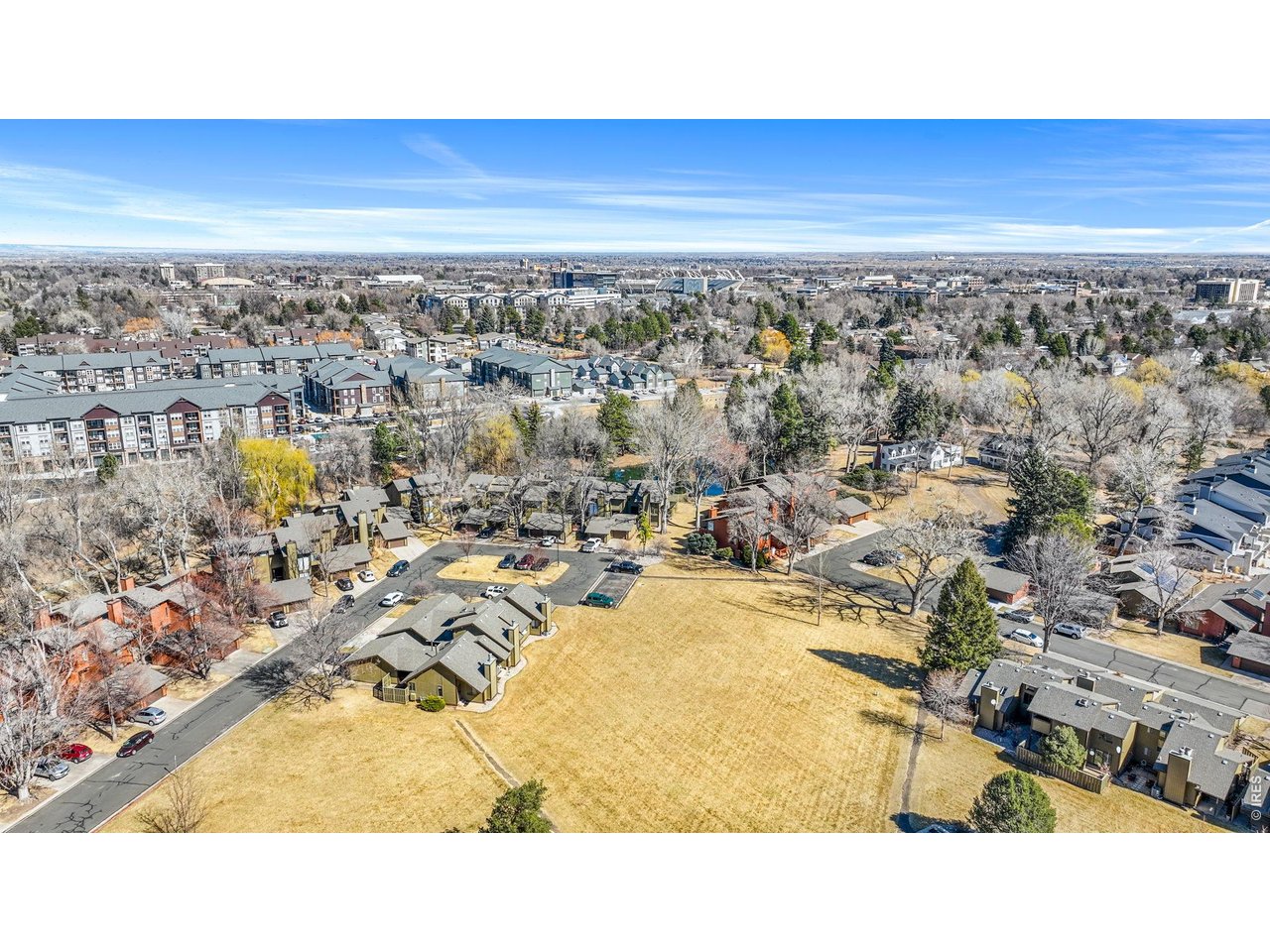 1901 Waters Edge St F