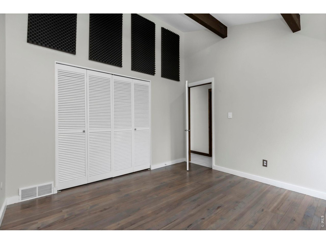 1901 Waters Edge St F