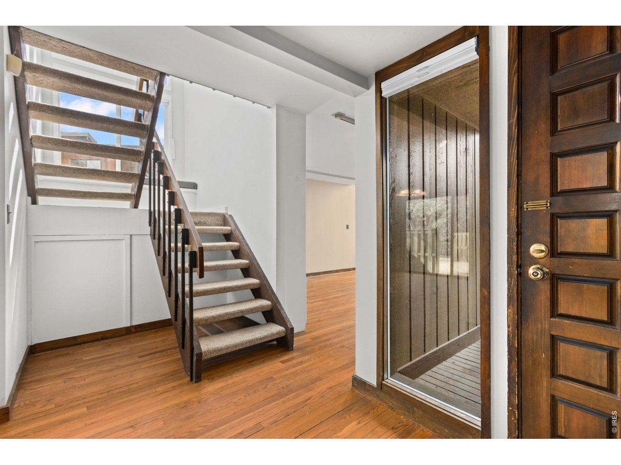 1901 Waters Edge St F