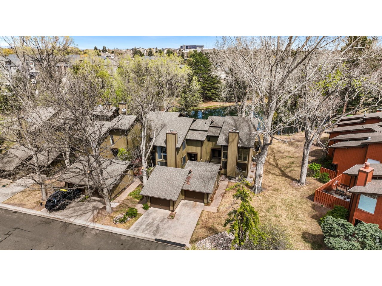 1901 Waters Edge St E