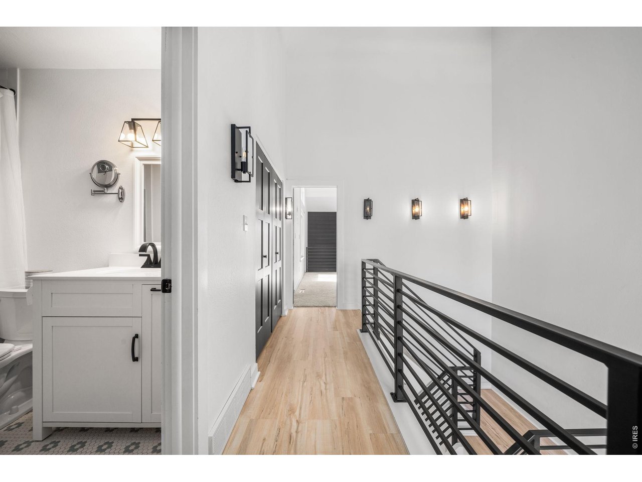 1901 Waters Edge St E