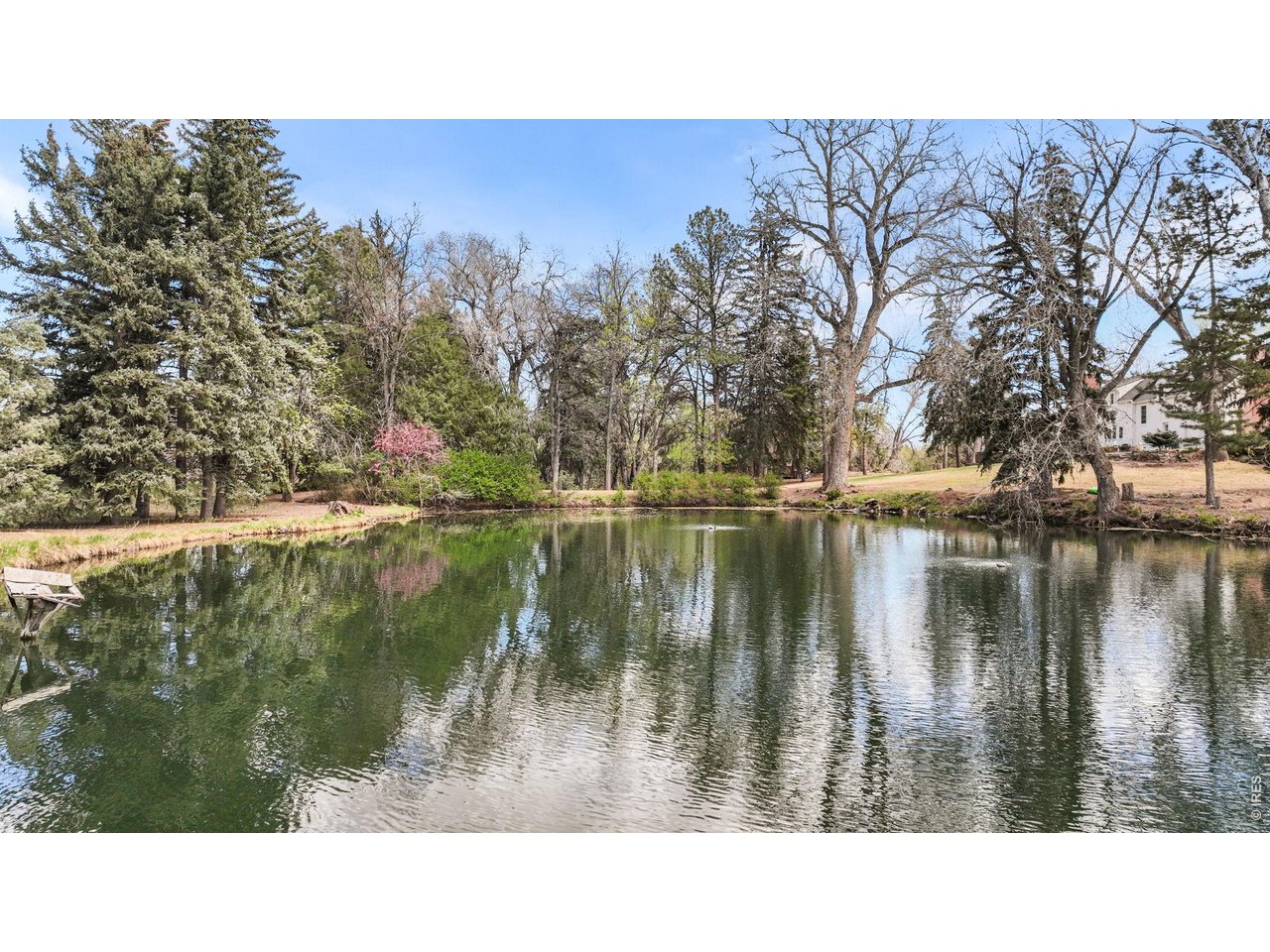 1901 Waters Edge St E