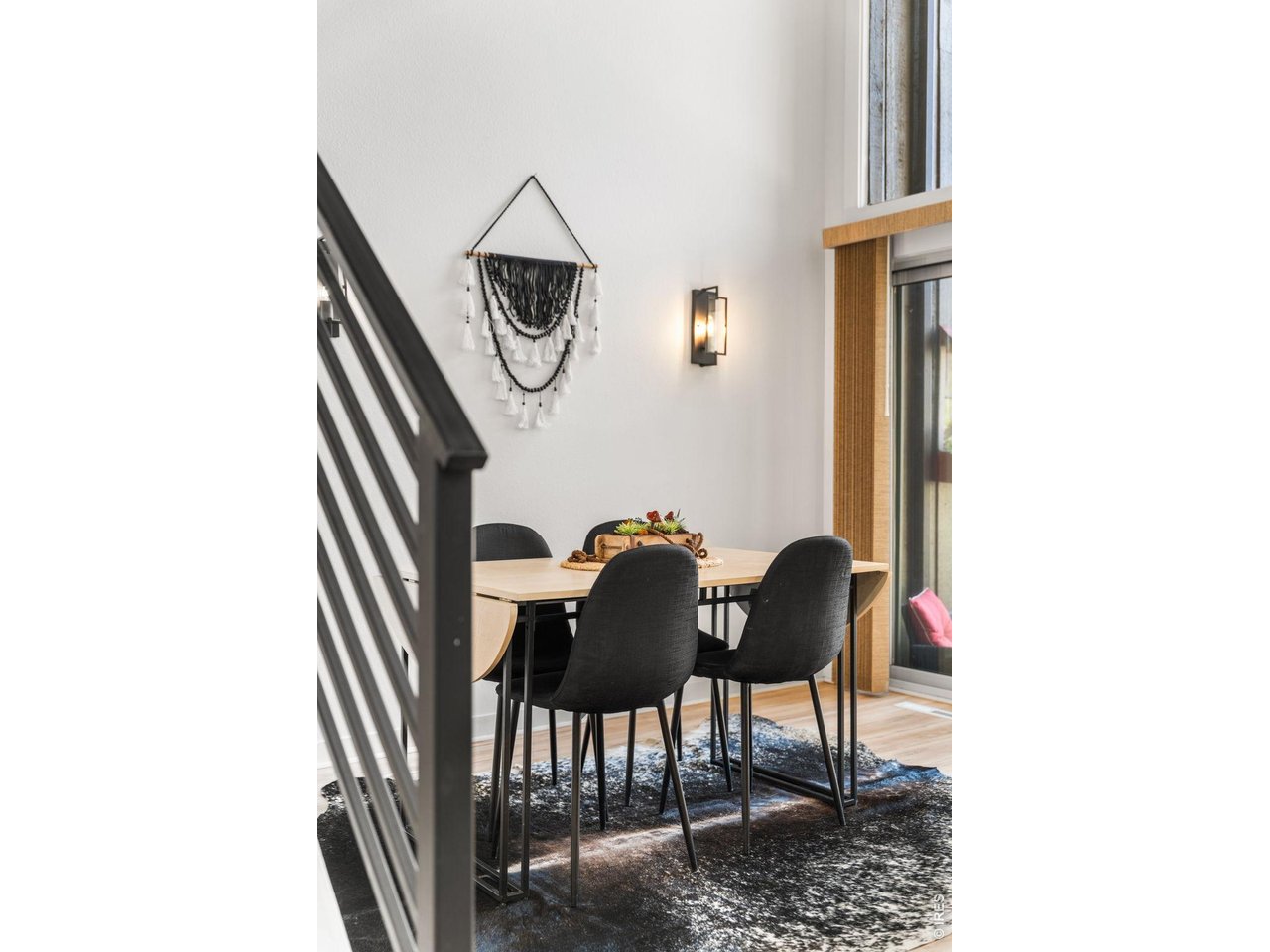 1901 Waters Edge St E