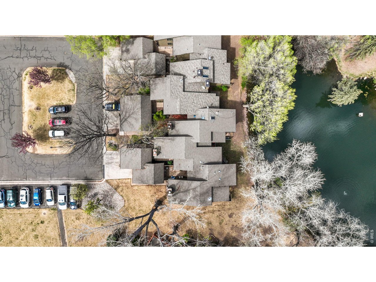 1901 Waters Edge St E